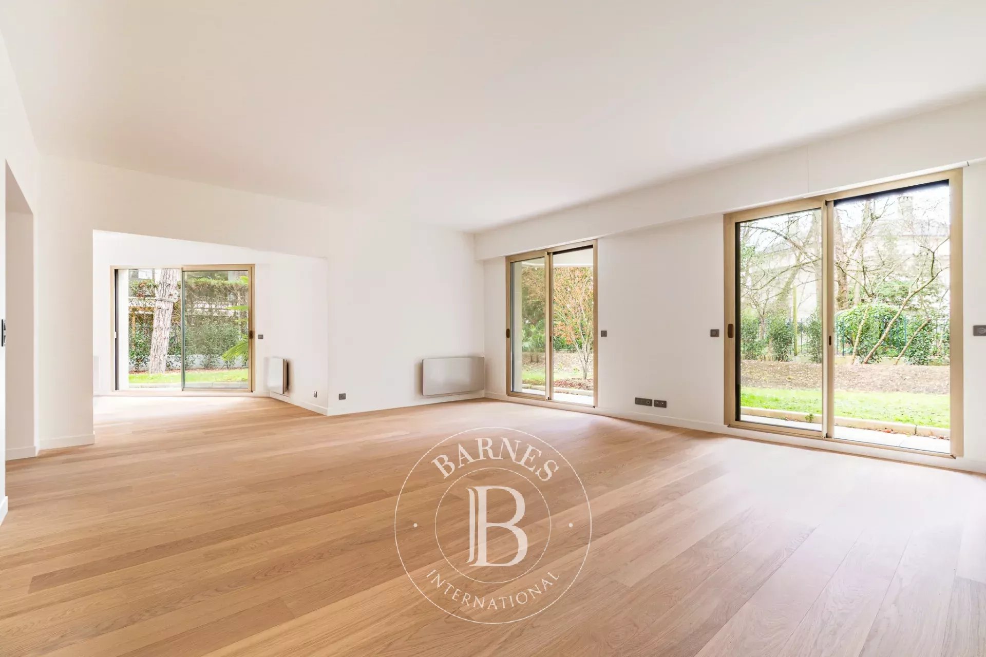 Apartment Neuilly-sur-Seine  -  ref 86657647 (picture 2)