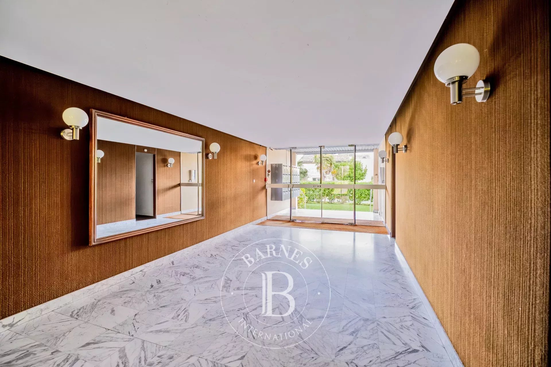 Daire Bordeaux - picture 10