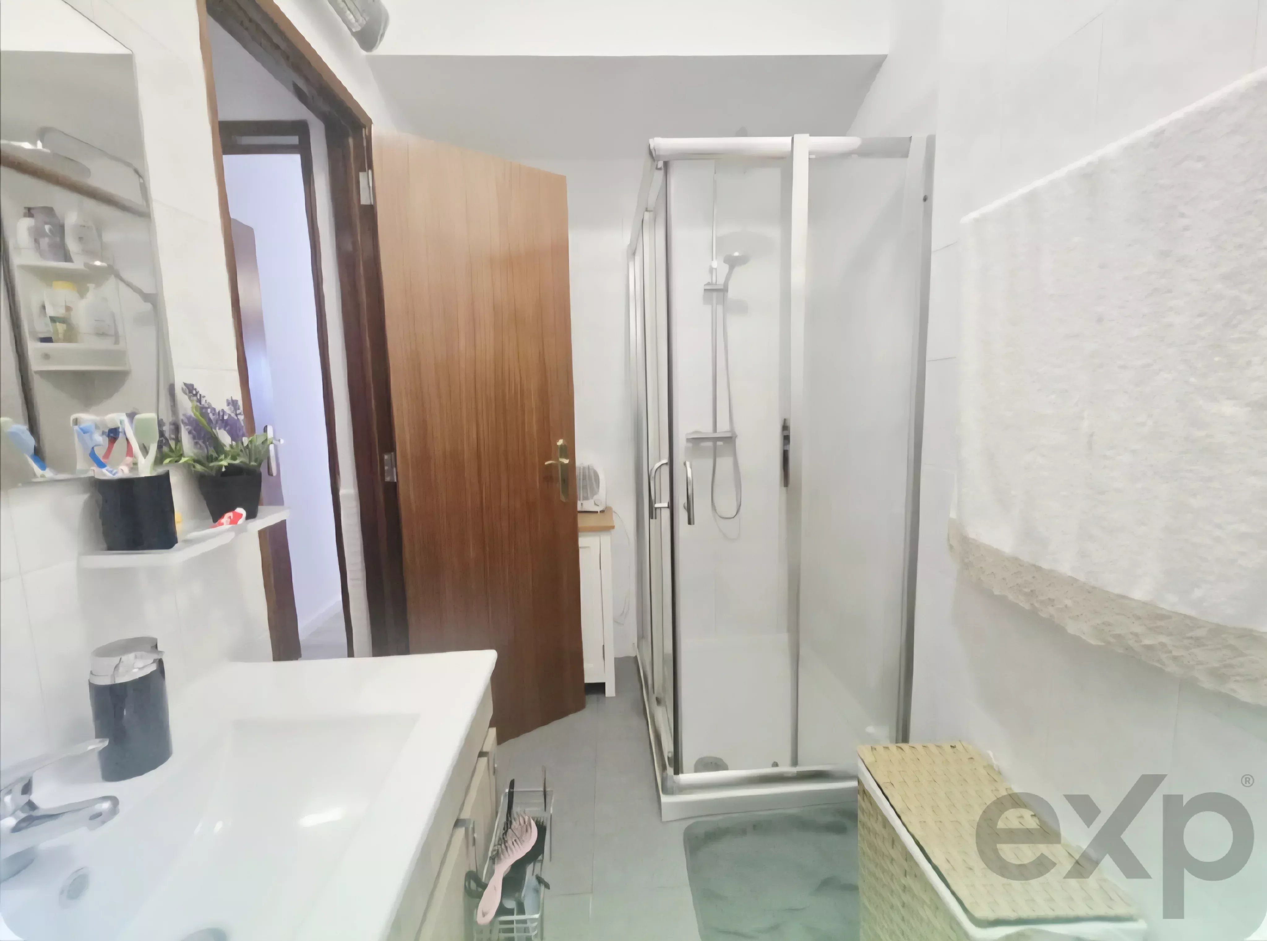 Two-bedroom apartment with elevator 86948155 image 6