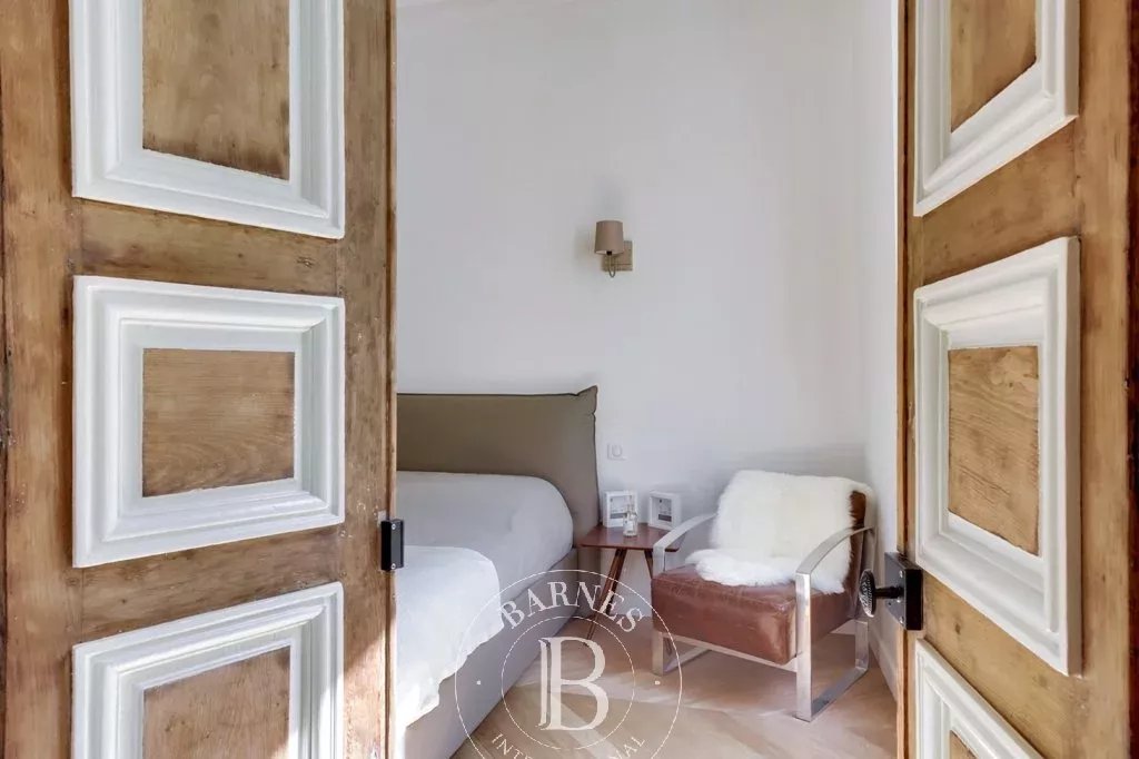 Daire Paris 4ème - picture 6