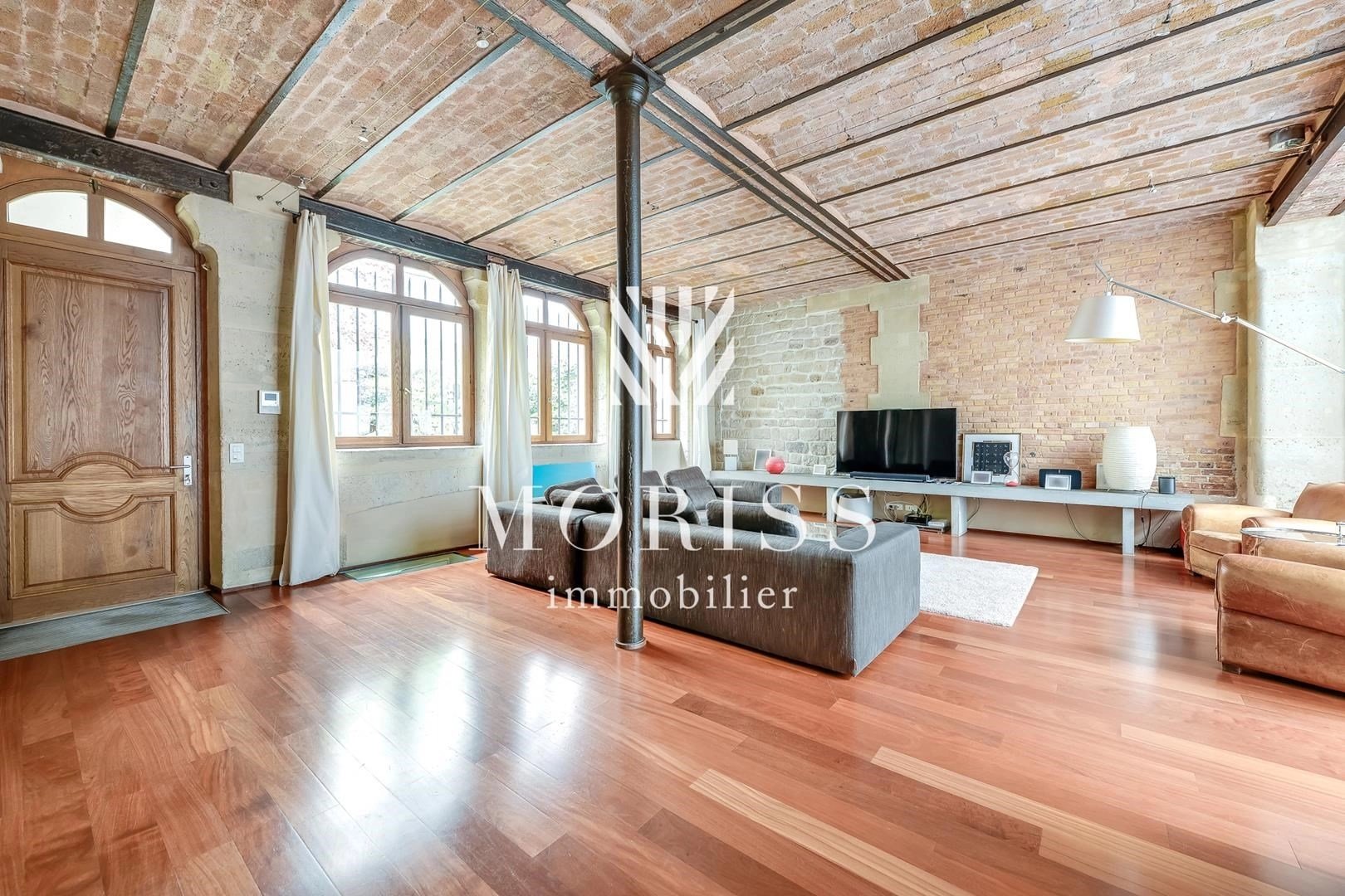 Loft atypique de 176m2 - Image Array