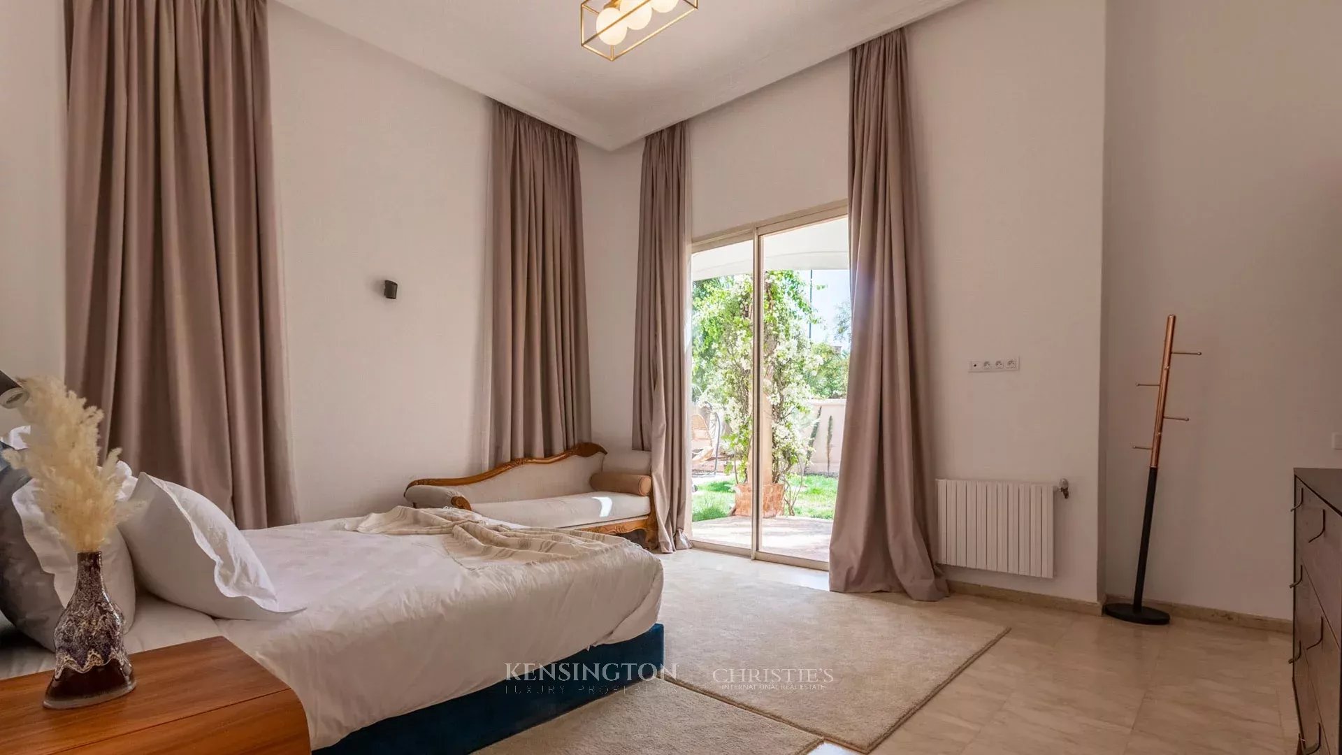 5 Bedroom Villa/Townhouse's Image 17