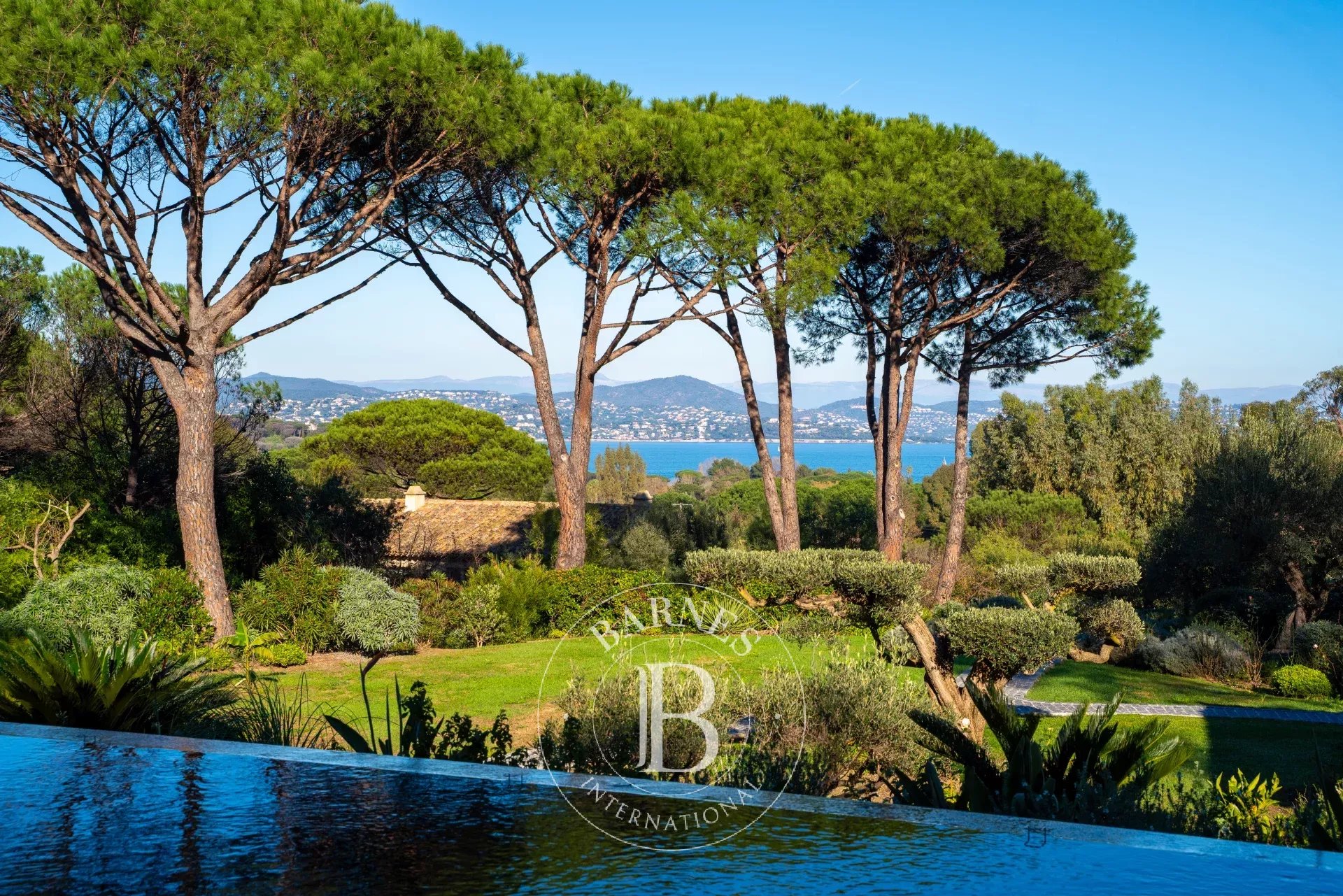 Maison Saint-Tropez  -  ref 86611686 (picture 1)