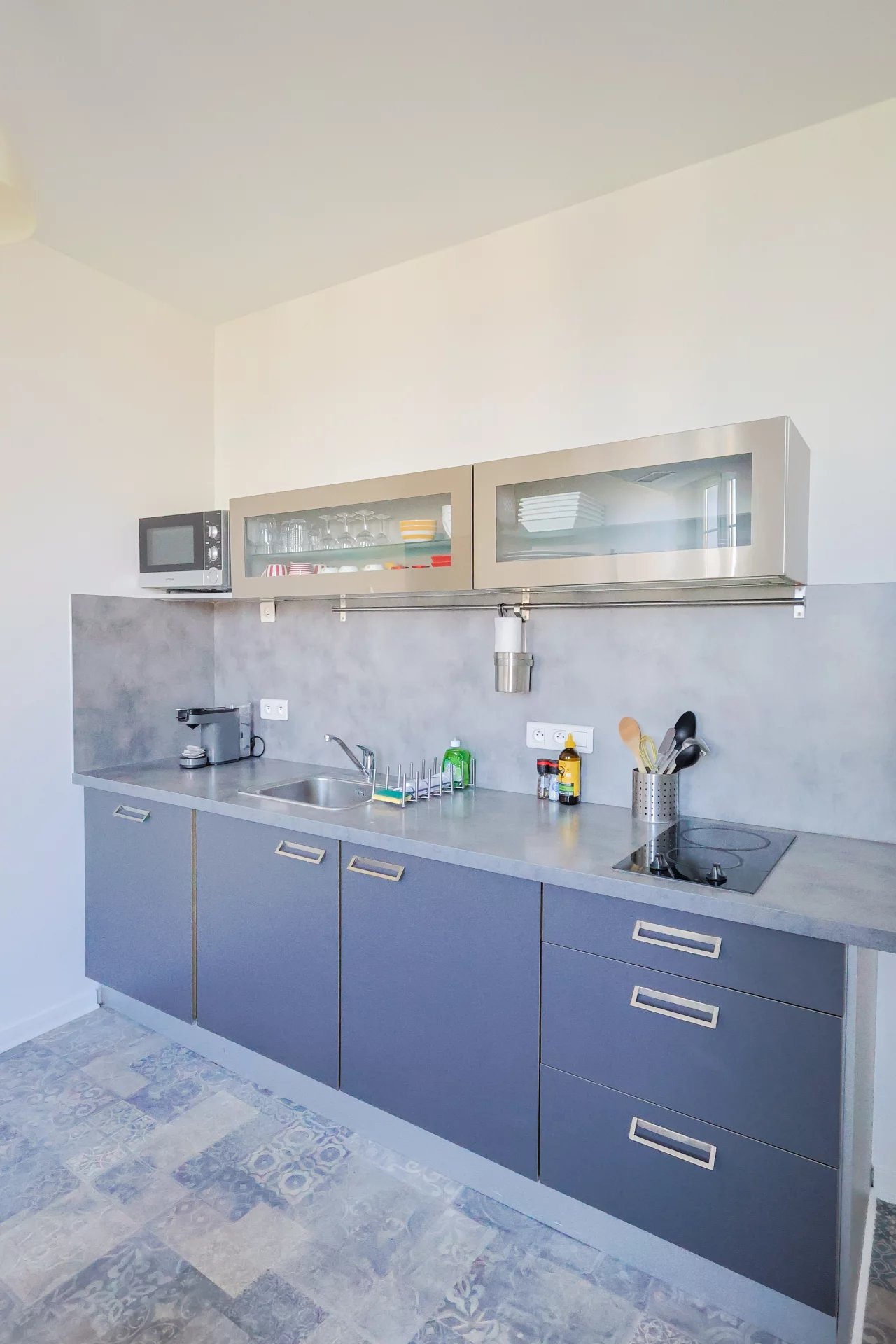 3 PIÈCES – 41 M² – VUE EXCEPTIONNELLE MASSÉNA & COULÉE VERTE – ENTRÉE VIEUX NICE - Photo 5