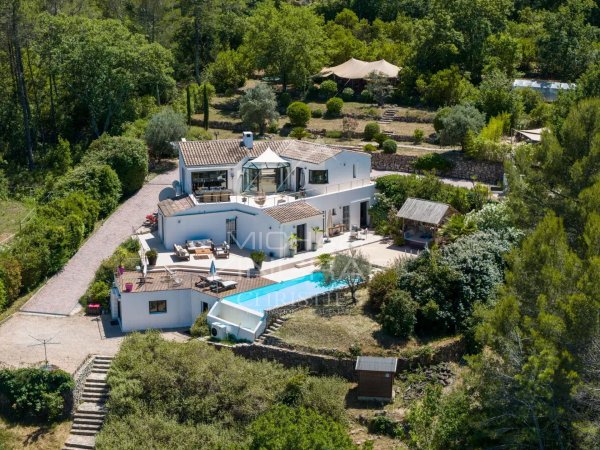 Contemporary Villa with Panoramic Views – Fayence / Tourrettes — photo 1