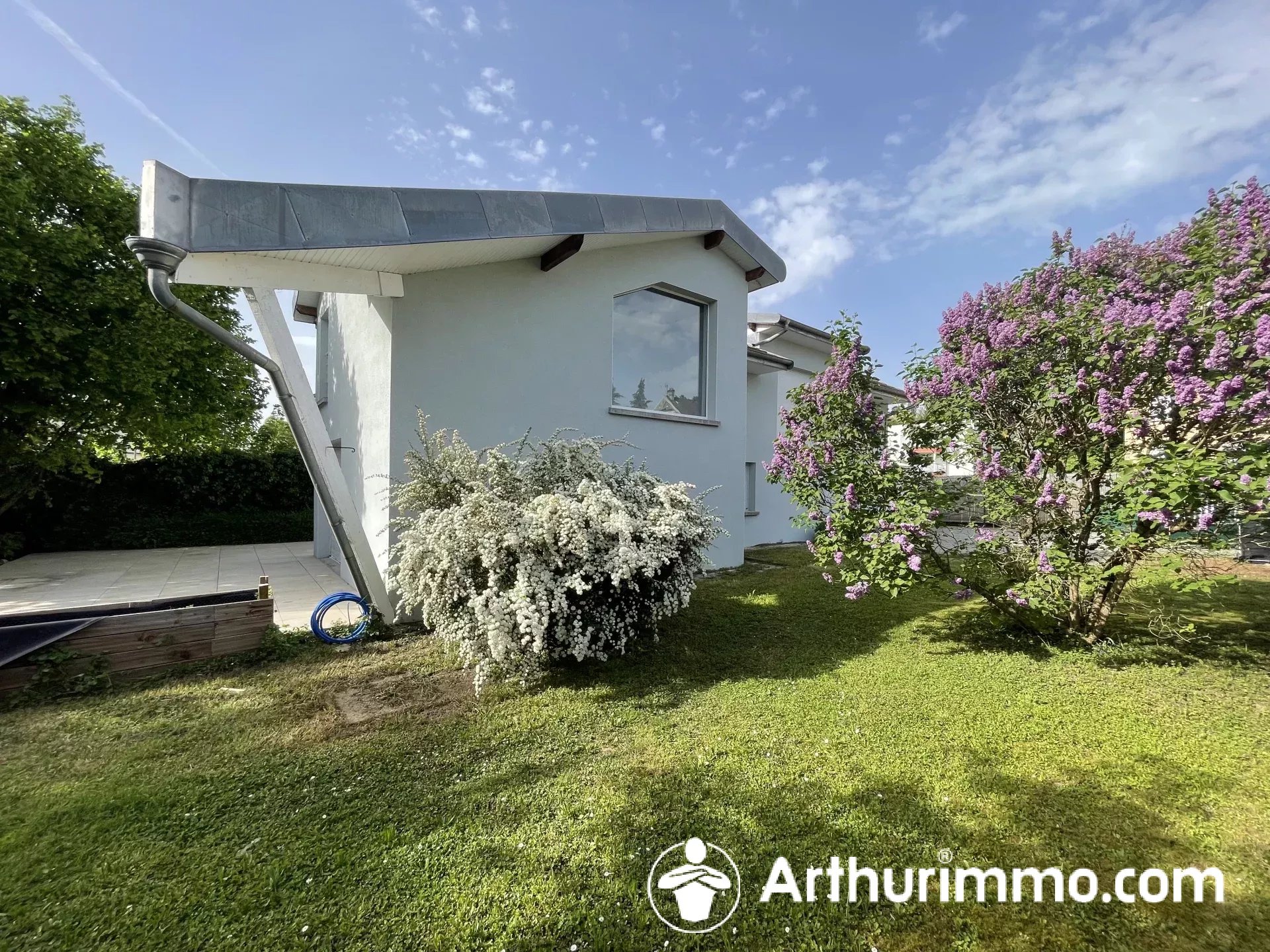 Agence immobilière de 