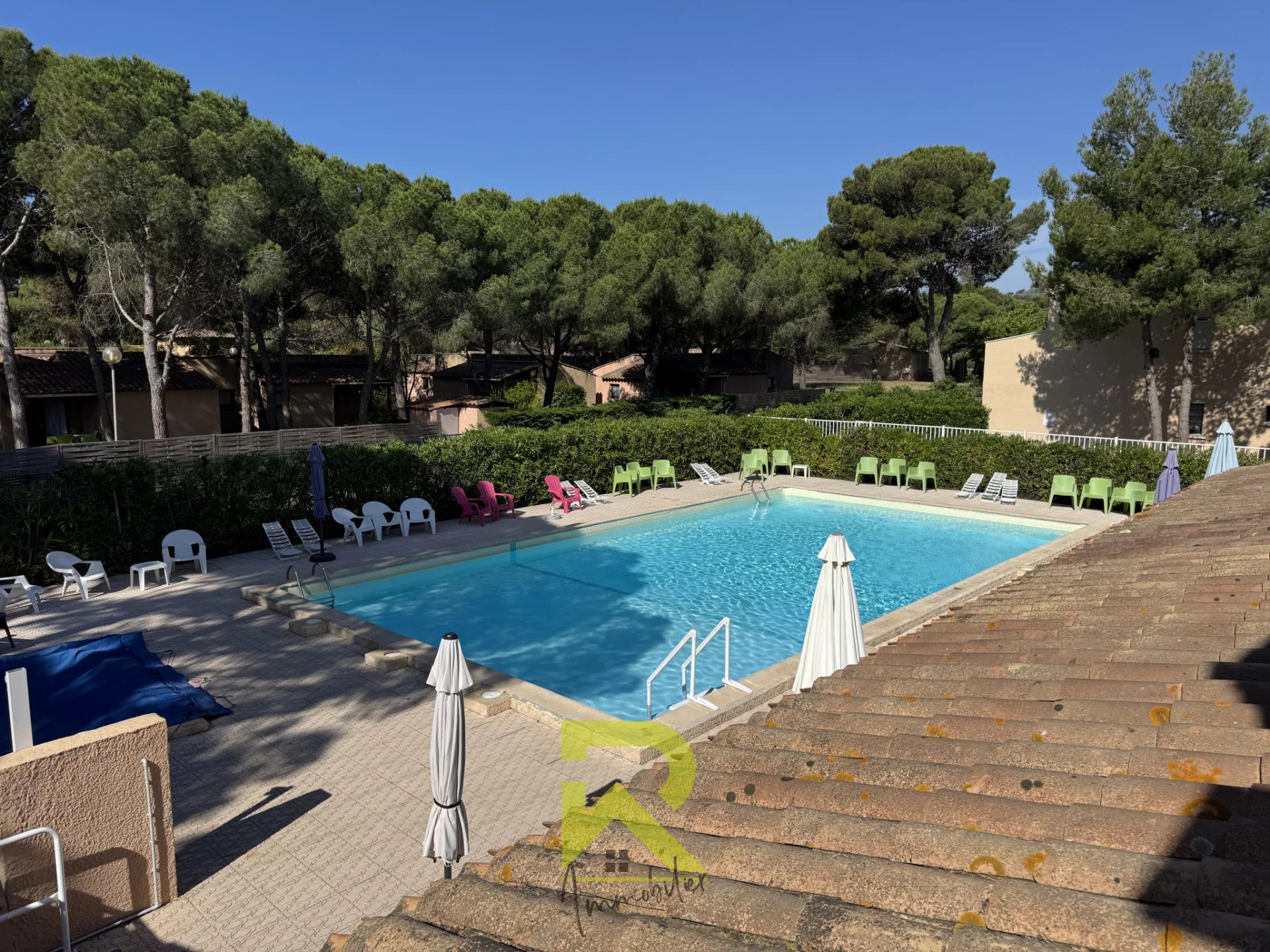 Pinède - Appartement 6 couchages avec terrasse et parking pr