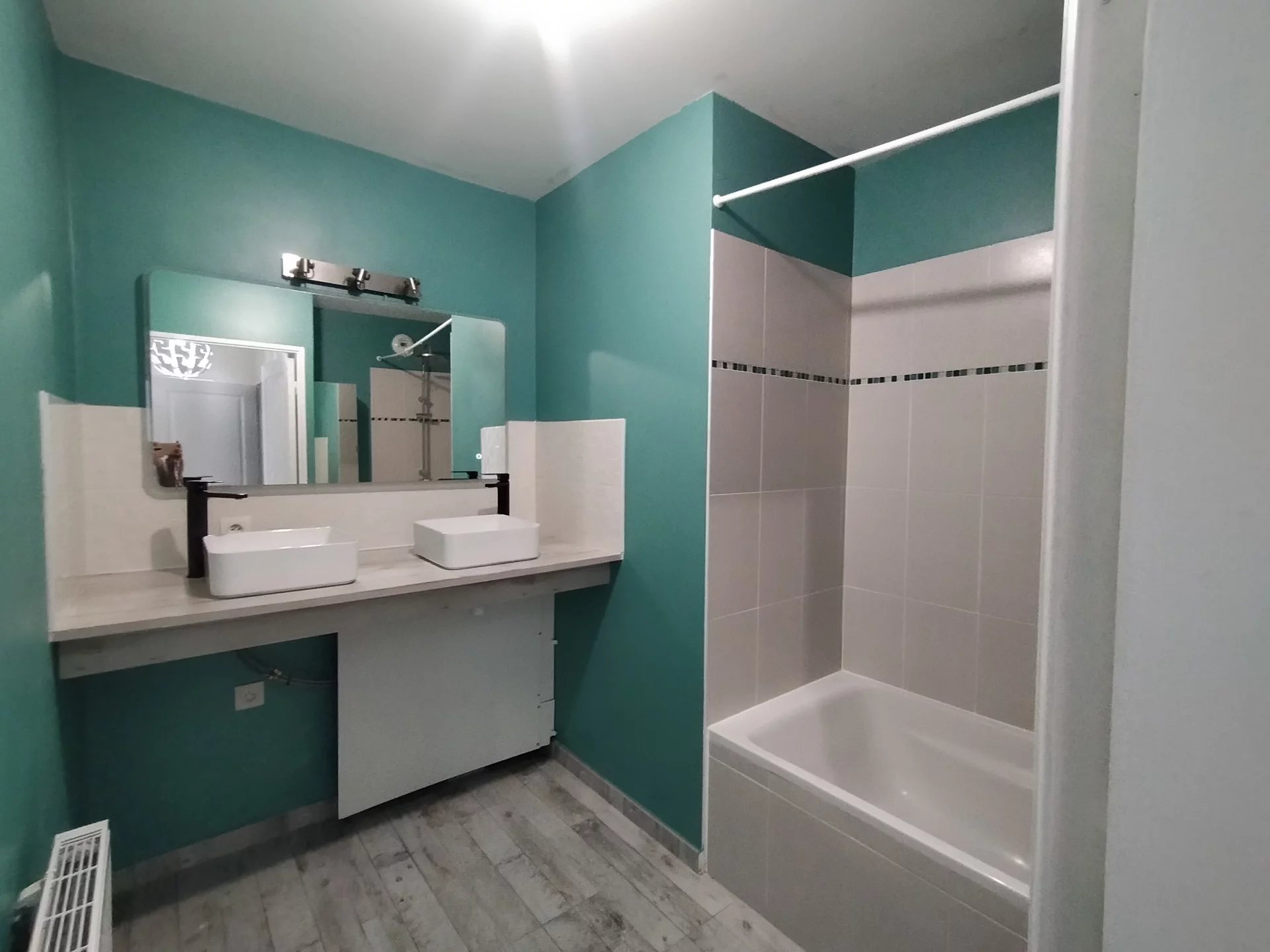 85045095 Location Saint-Fons