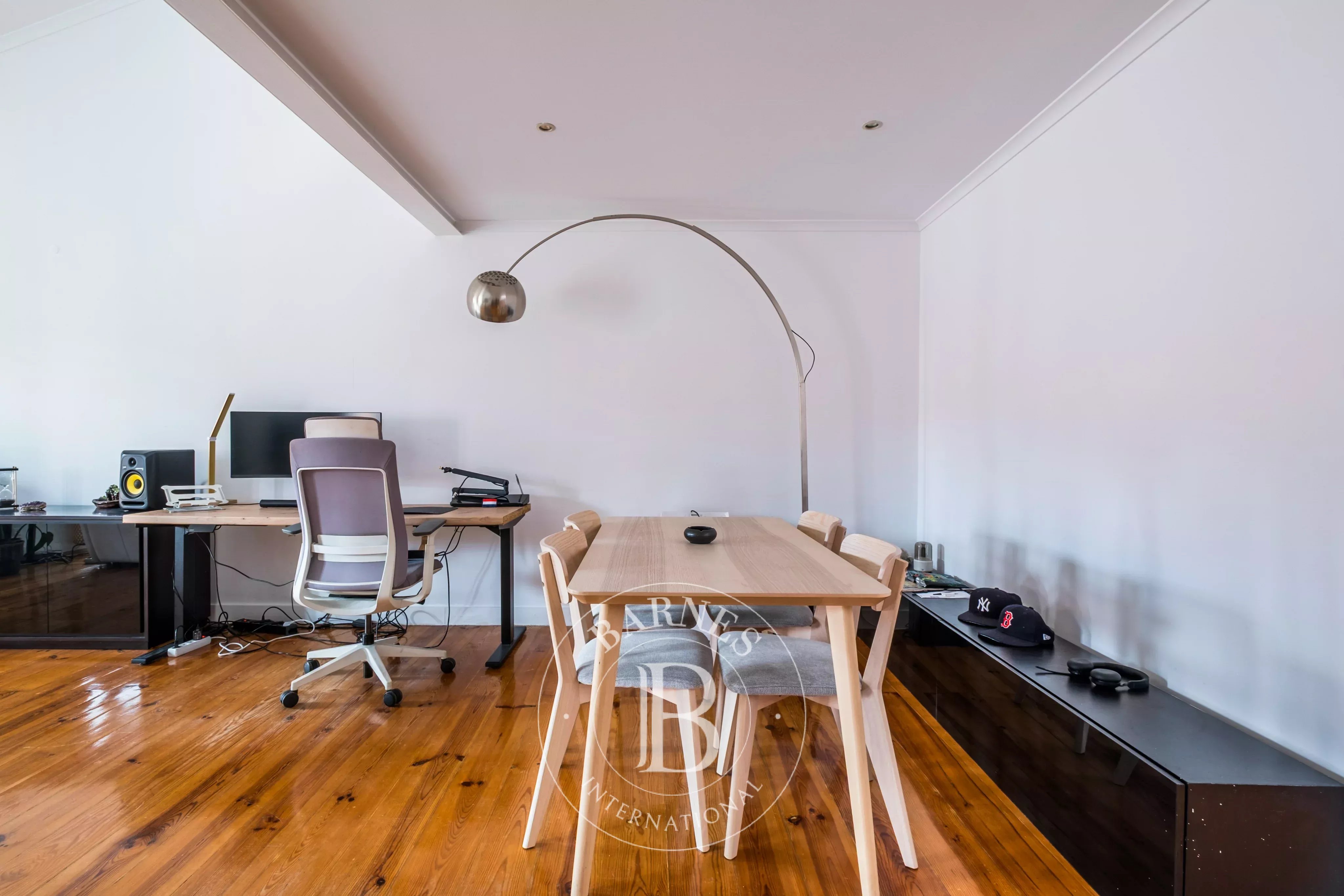 Duplex muito central