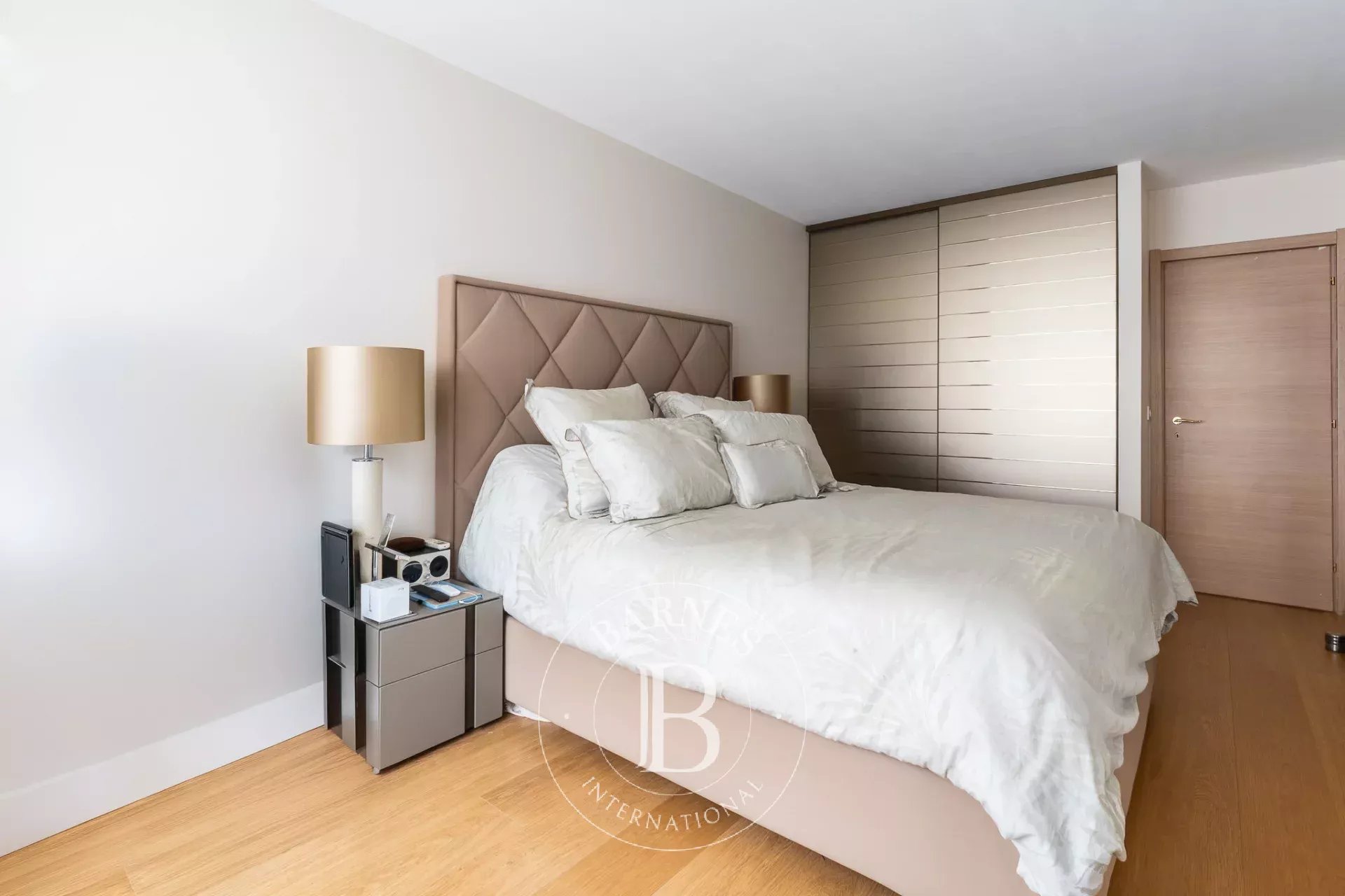 Neuilly-sur-Seine  - Appartement 4 Pi&egrave;ces 2 Chambres - picture 9