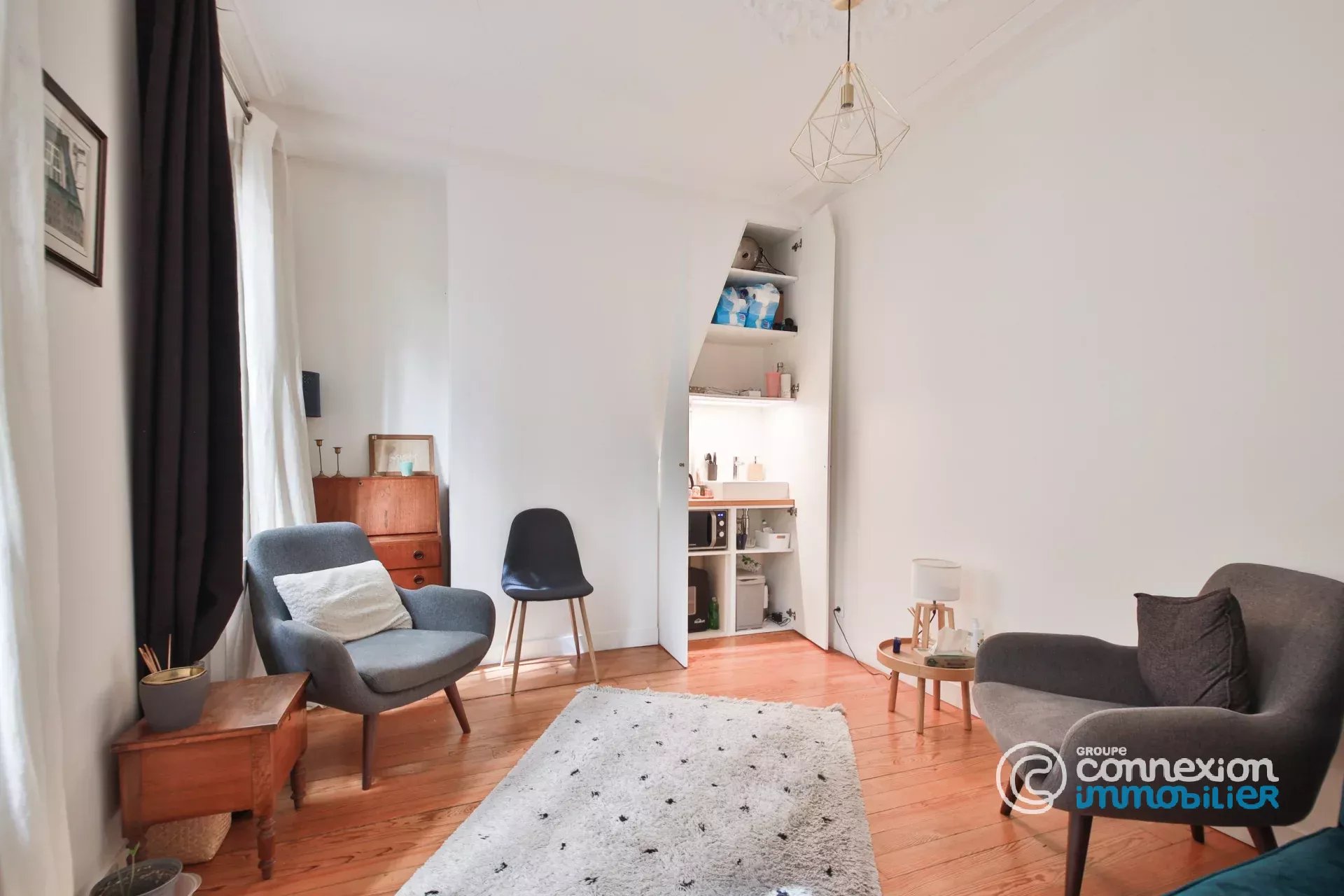 Sale Apartment Paris 9th Rochechouart