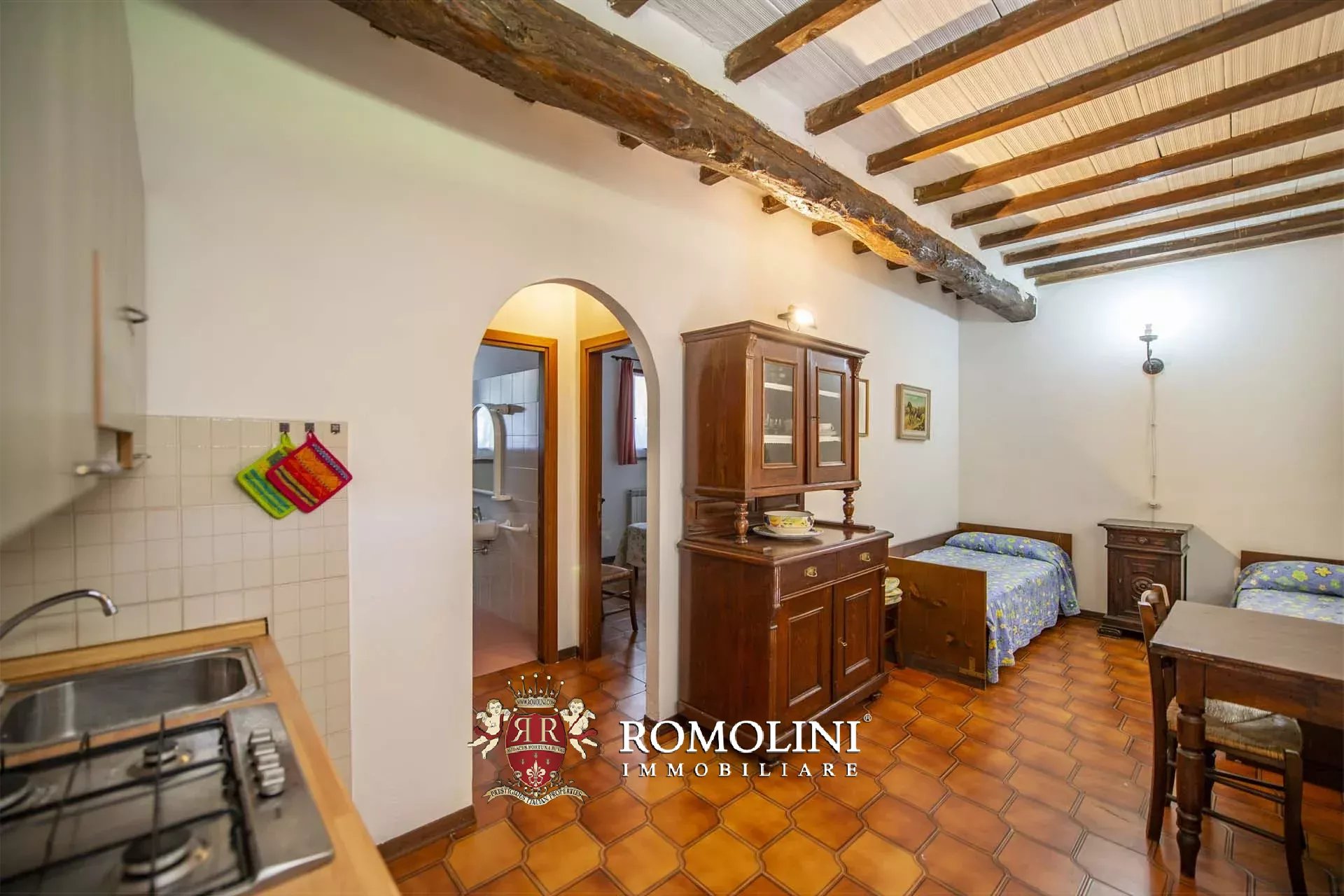 33 Bedroom Villa/Townhouse's Image 49