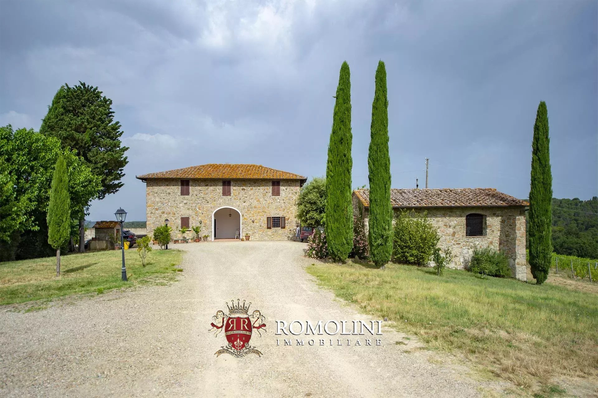 6 Bedroom Vineyard's Image 3