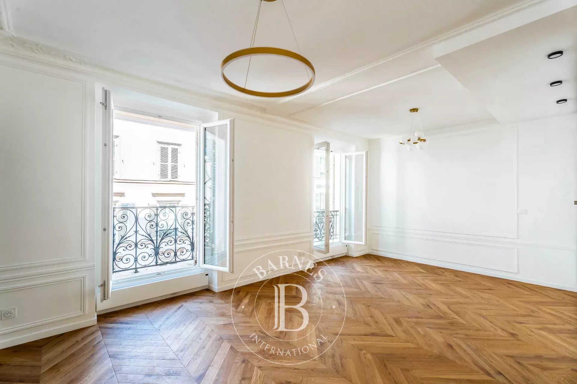 PARIS 17 - 1-BED - BALCONY - FULLY REFURBISHED