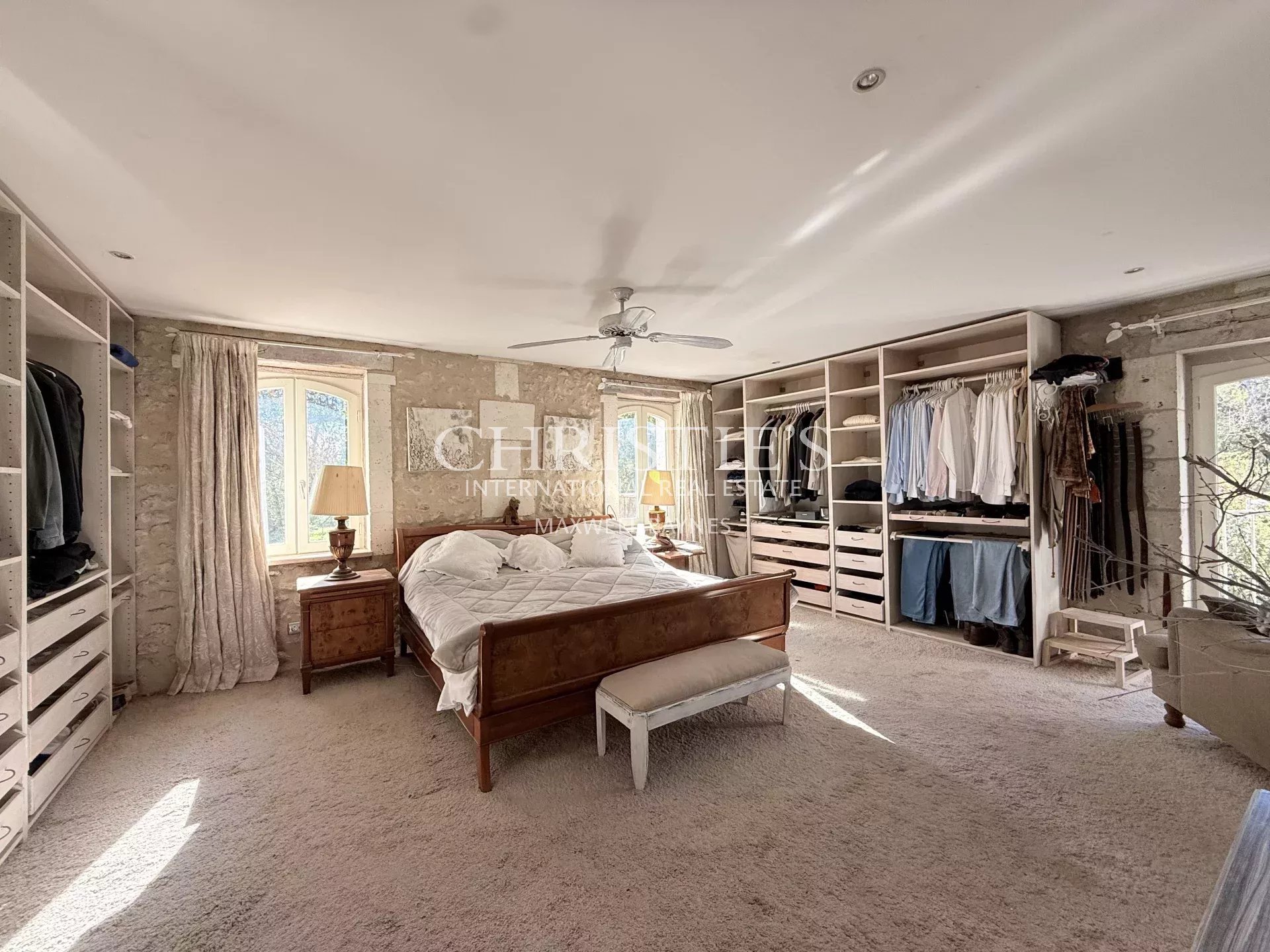 5 Bedroom Villa/Townhouse's Image 15