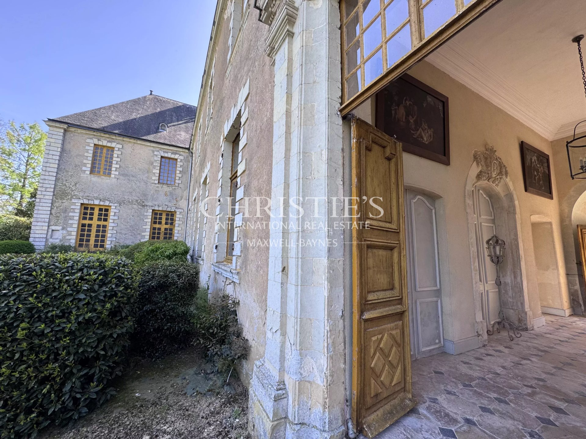 9 Bedroom Chateau's Image 27