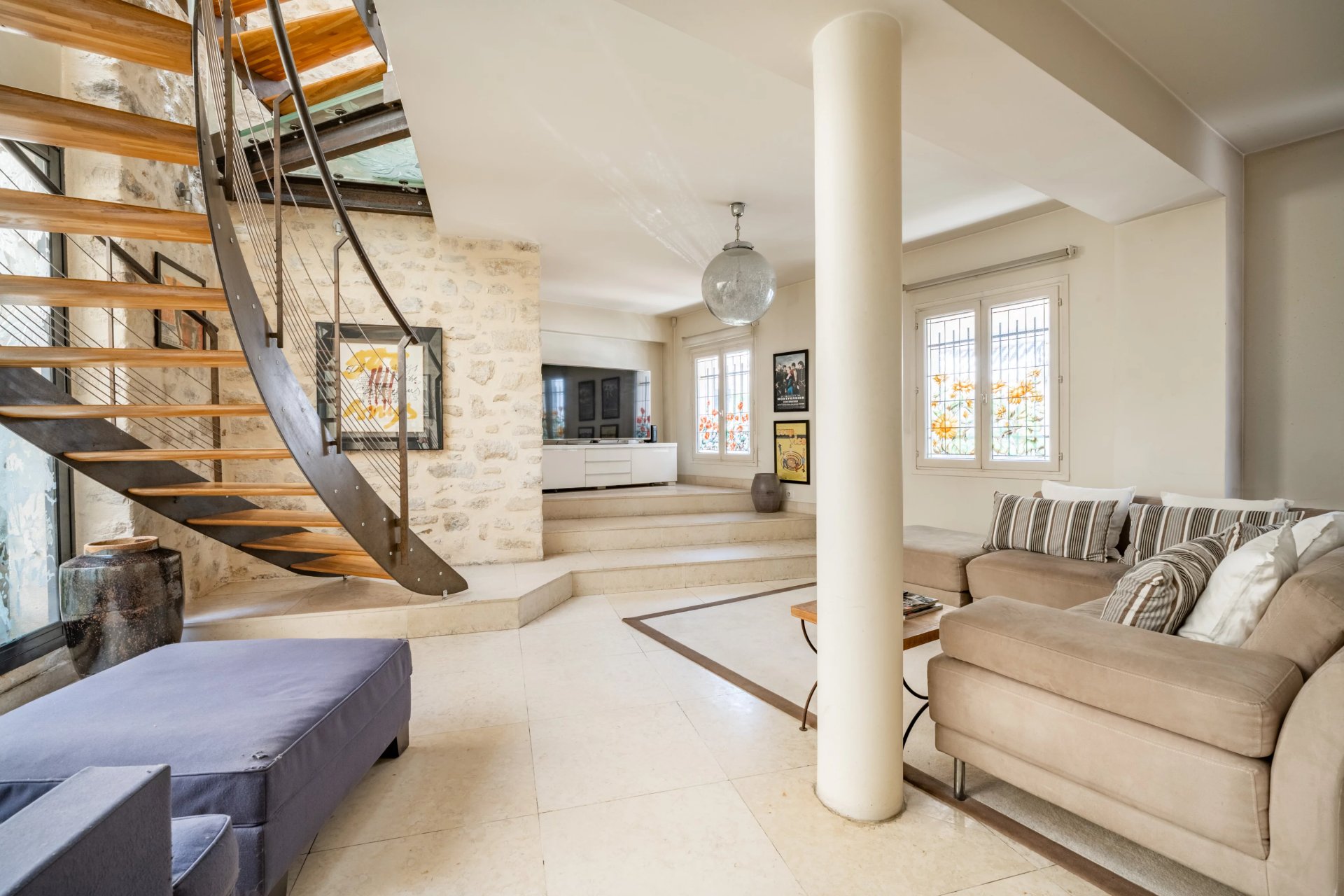 4 Bedroom Villa/Townhouse's Image 4