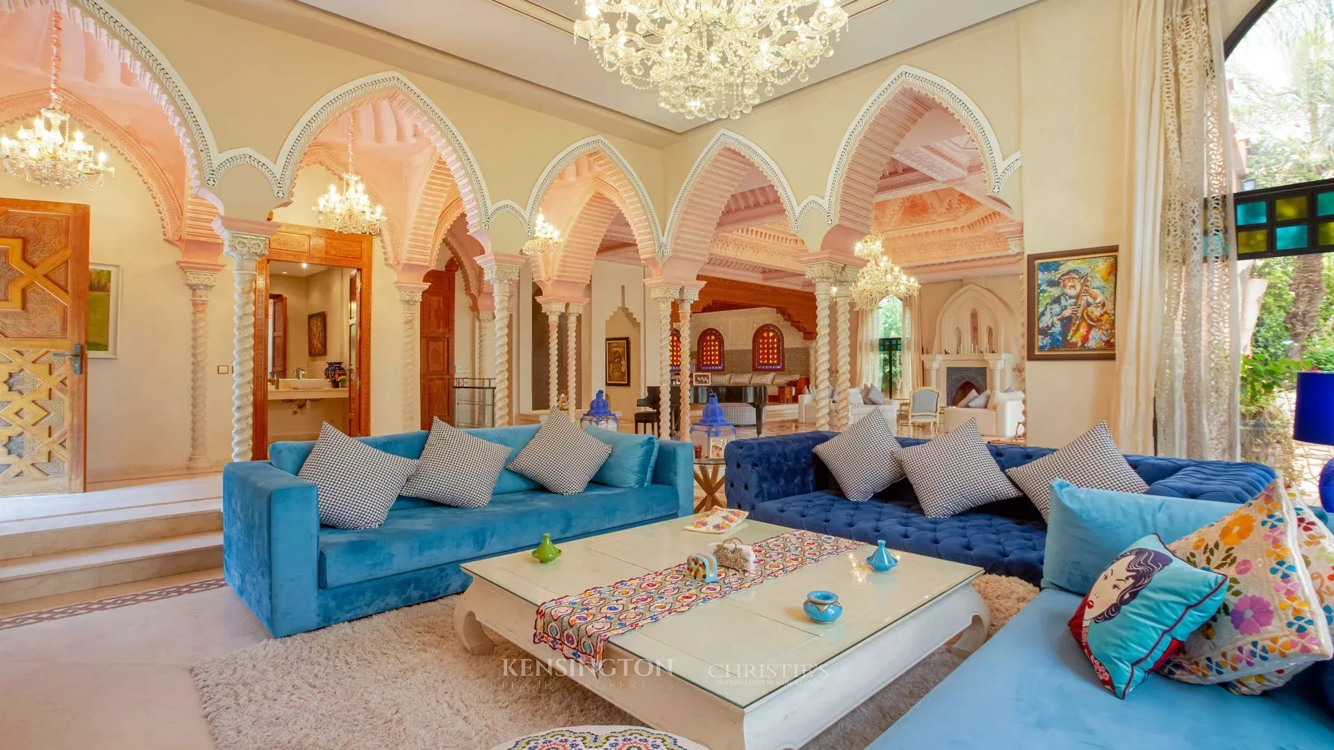 5 Bedroom Villa/Townhouse's Image 5