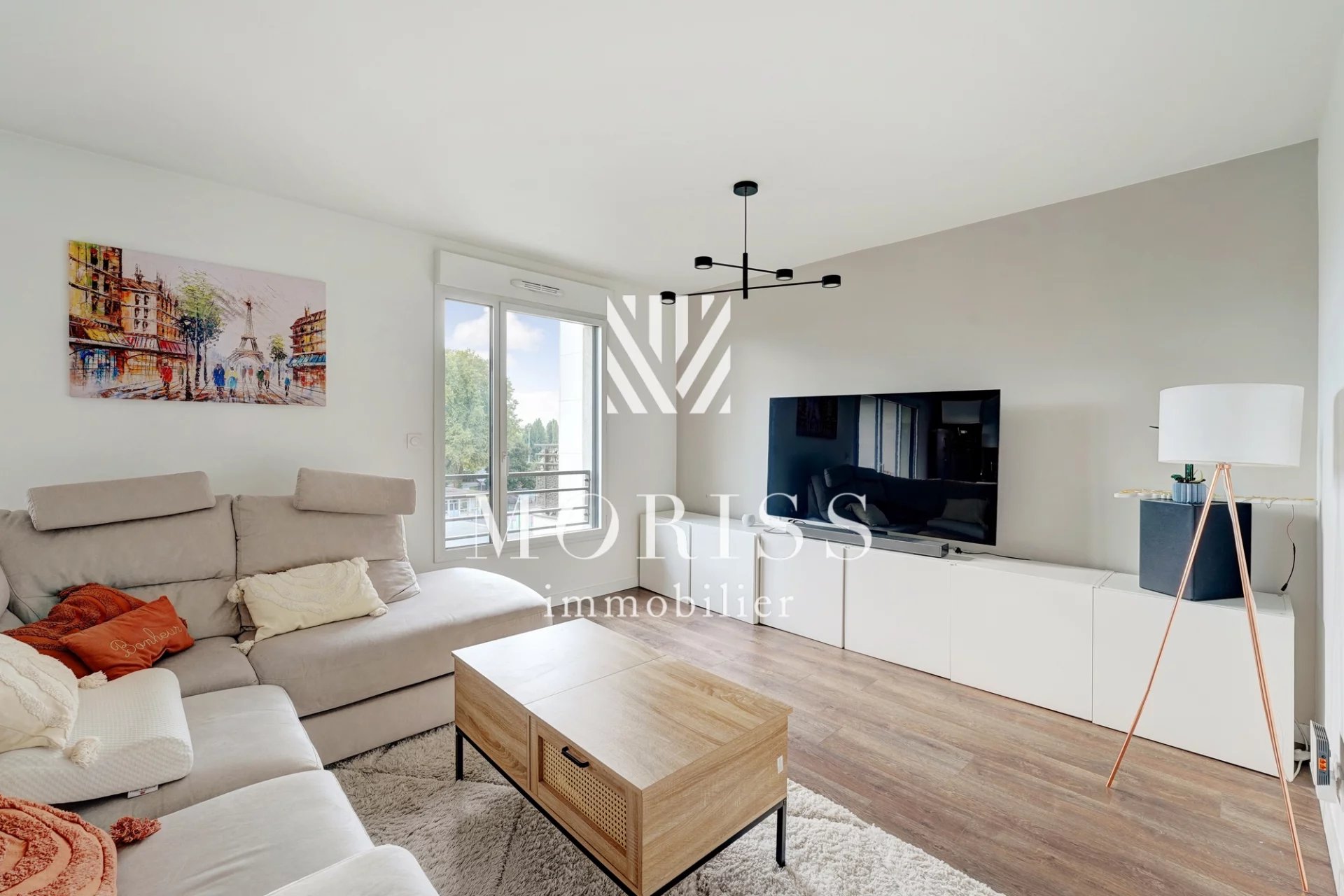 Appartement 4 pièces - Image Array