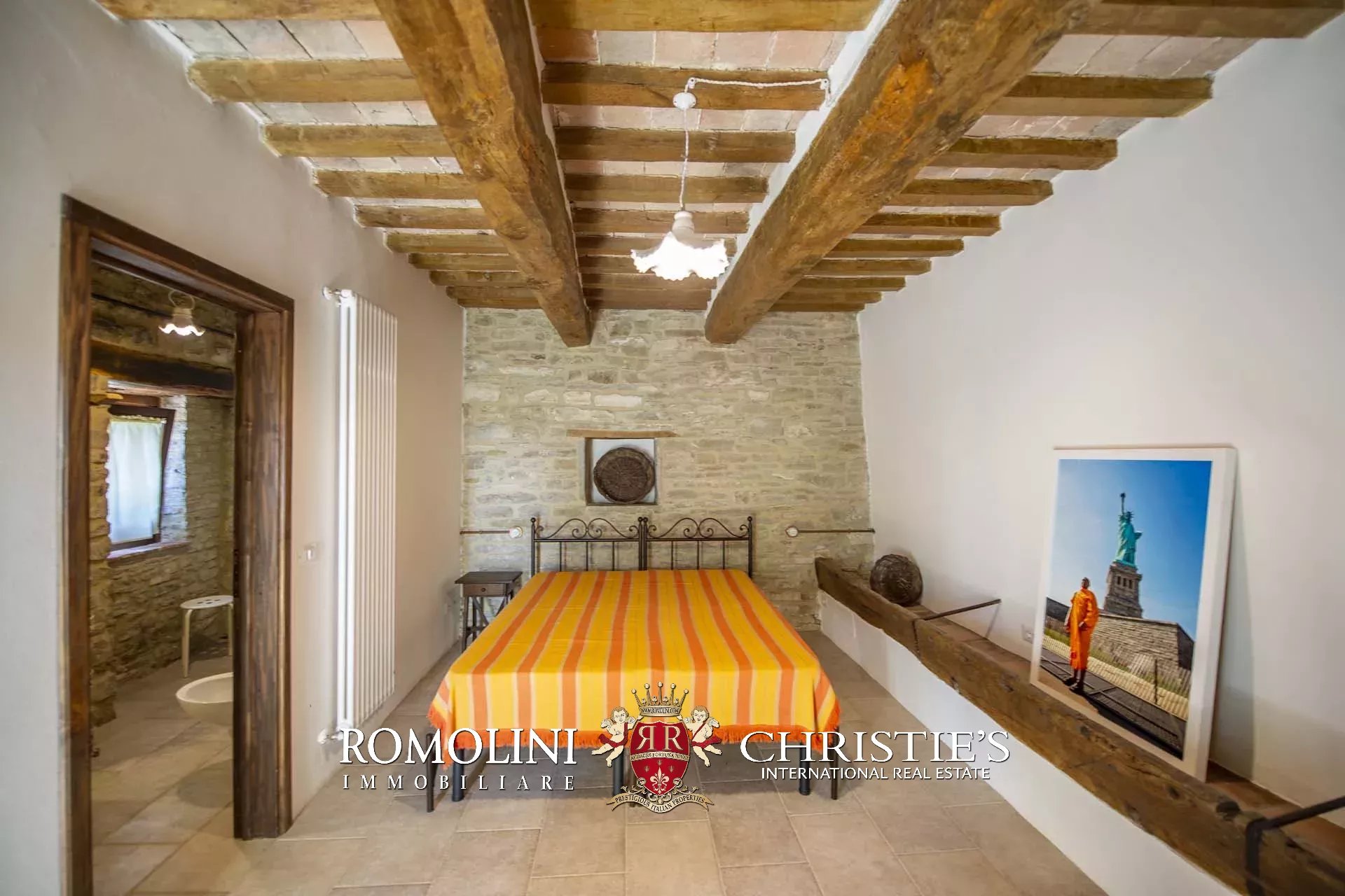 11 Bedroom Villa/Townhouse's Image 34