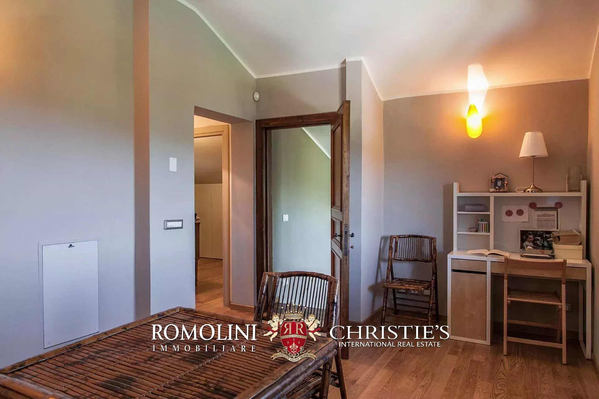 5 Bedroom Villa/Townhouse's Image 64