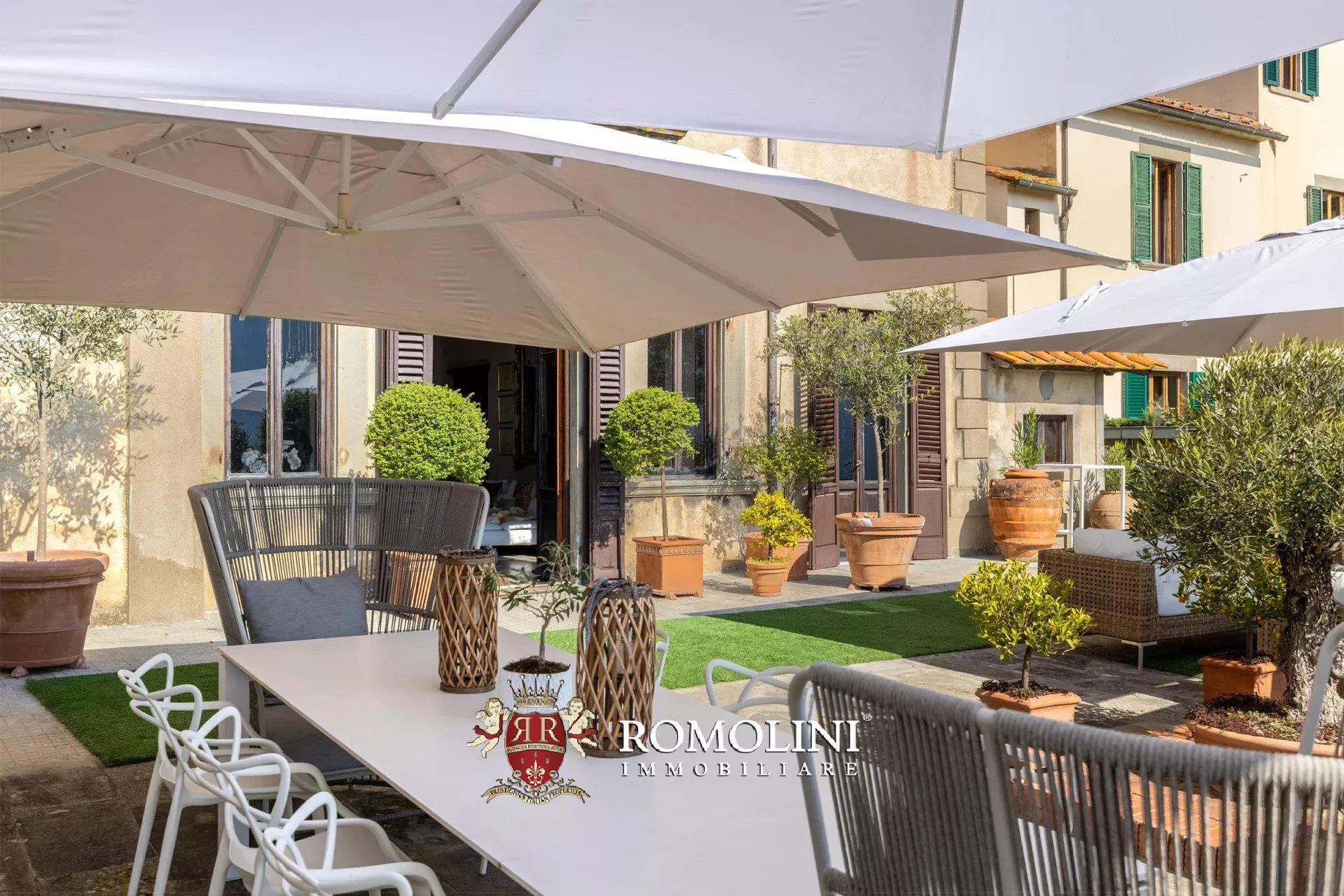 4 Bedroom Villa/Townhouse's Image 11
