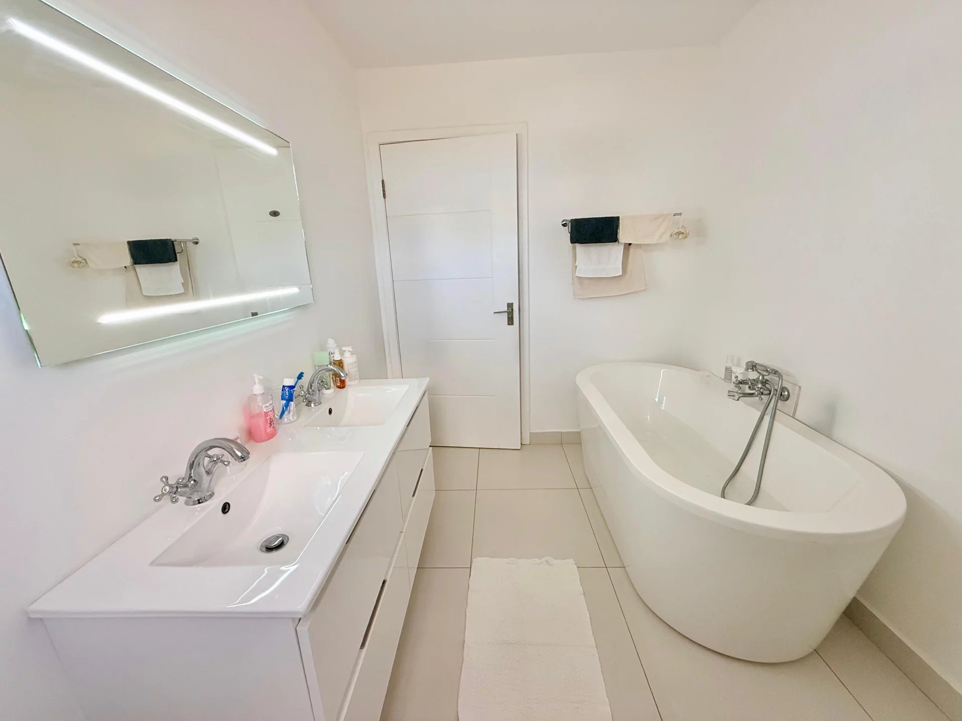 Penthouse Tamarin - picture 16