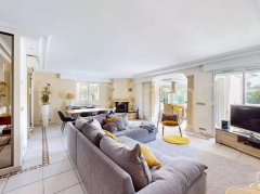Antibes Villa for sale with Pool and Guest House — photo 4 of 8