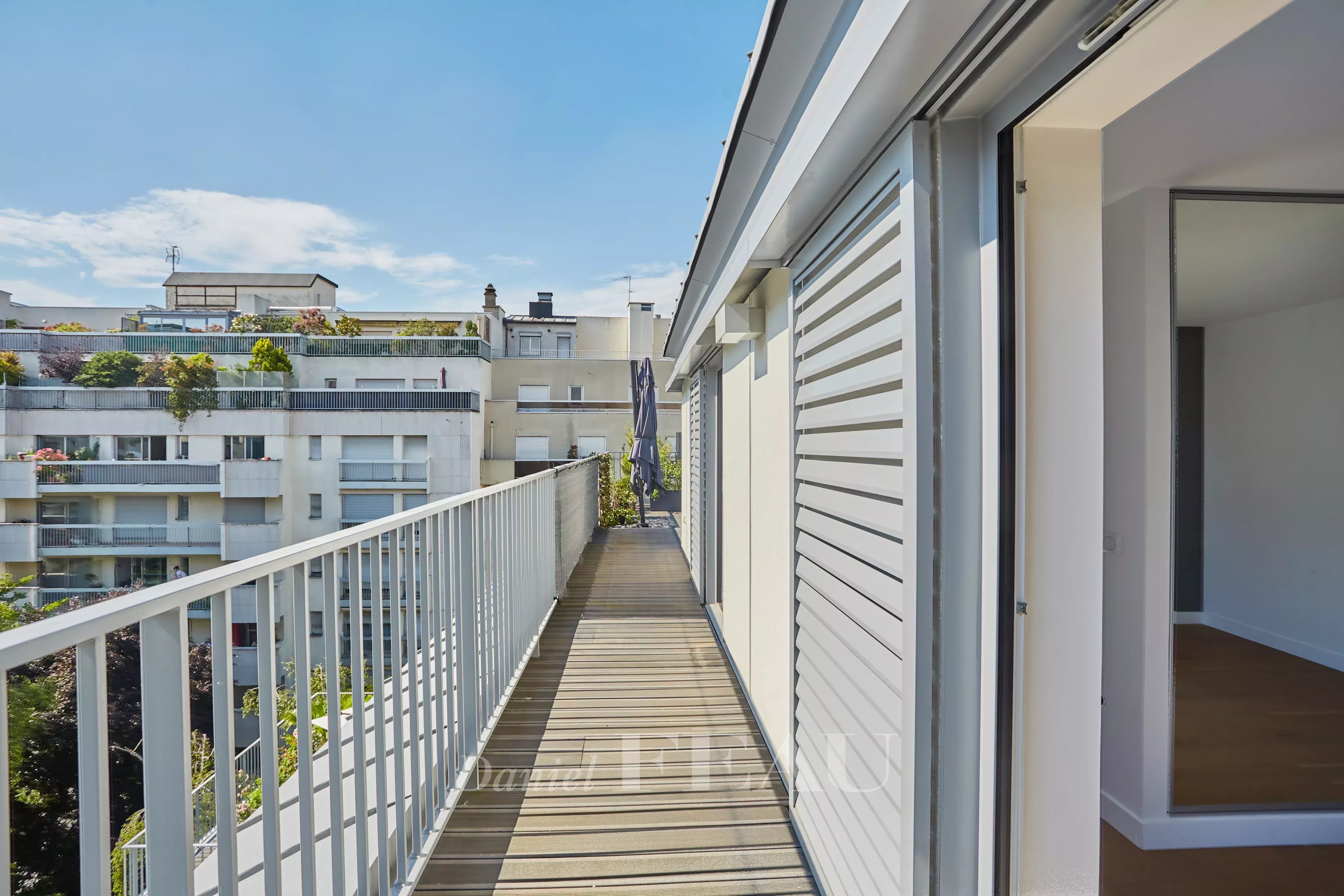 Sale Apartment Paris 5th