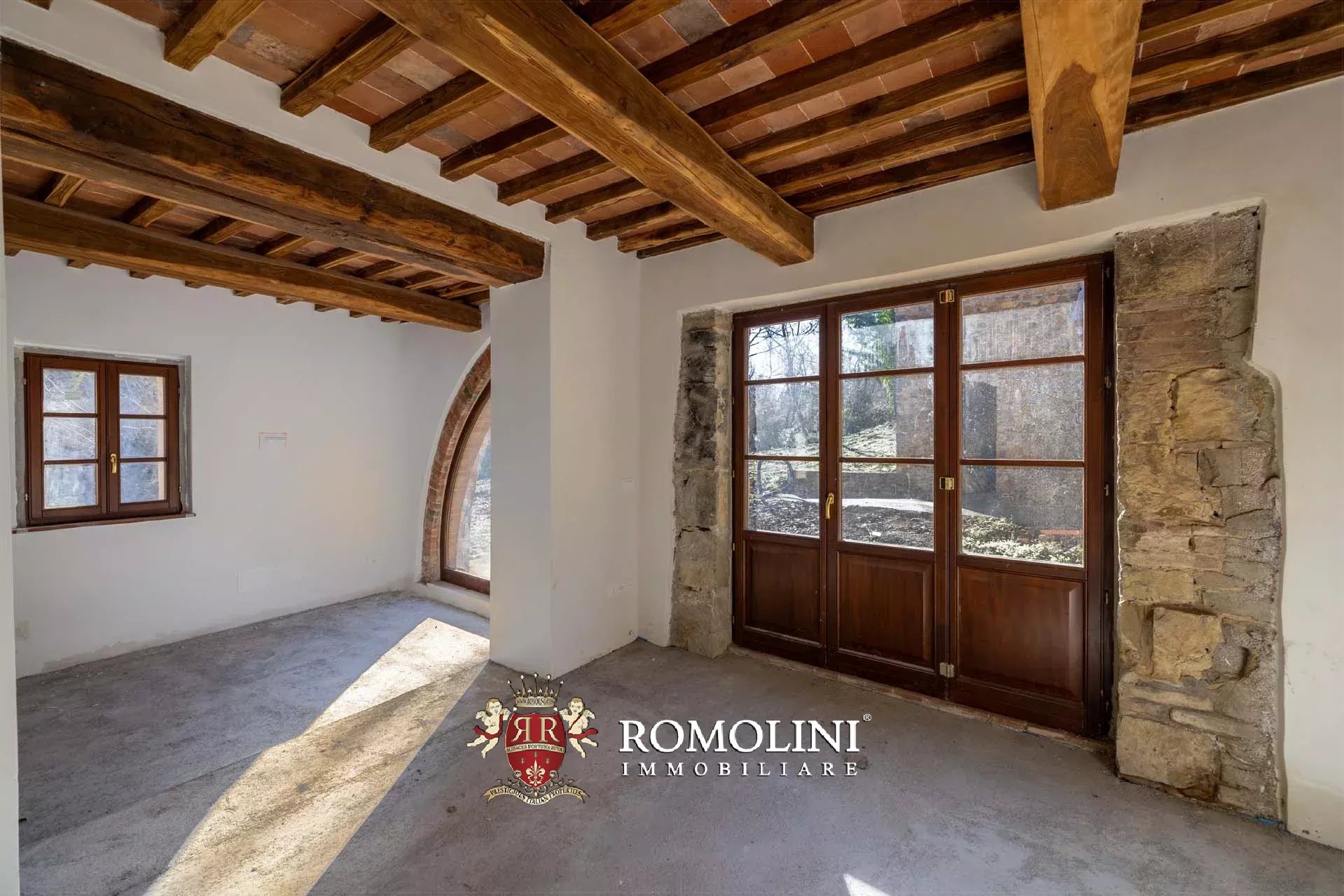 6 Bedroom Villa/Townhouse's Image 14