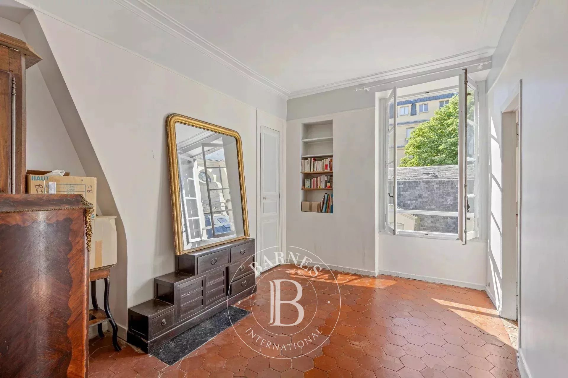 Apartment Paris 75004  -  ref 87292258 (picture 3)