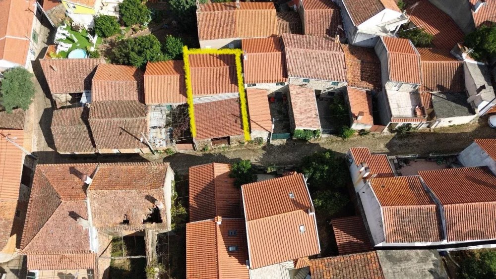 Casa de campo para restaurar – 123 m² em Aranhas