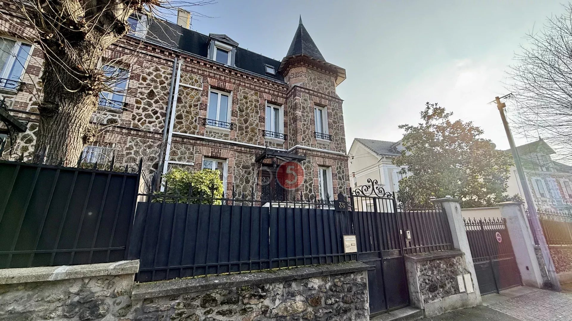 Maison bourgeoise de type meulière – Le Raincy, Triangle d'Or, à deux pas de la gare et des commerces