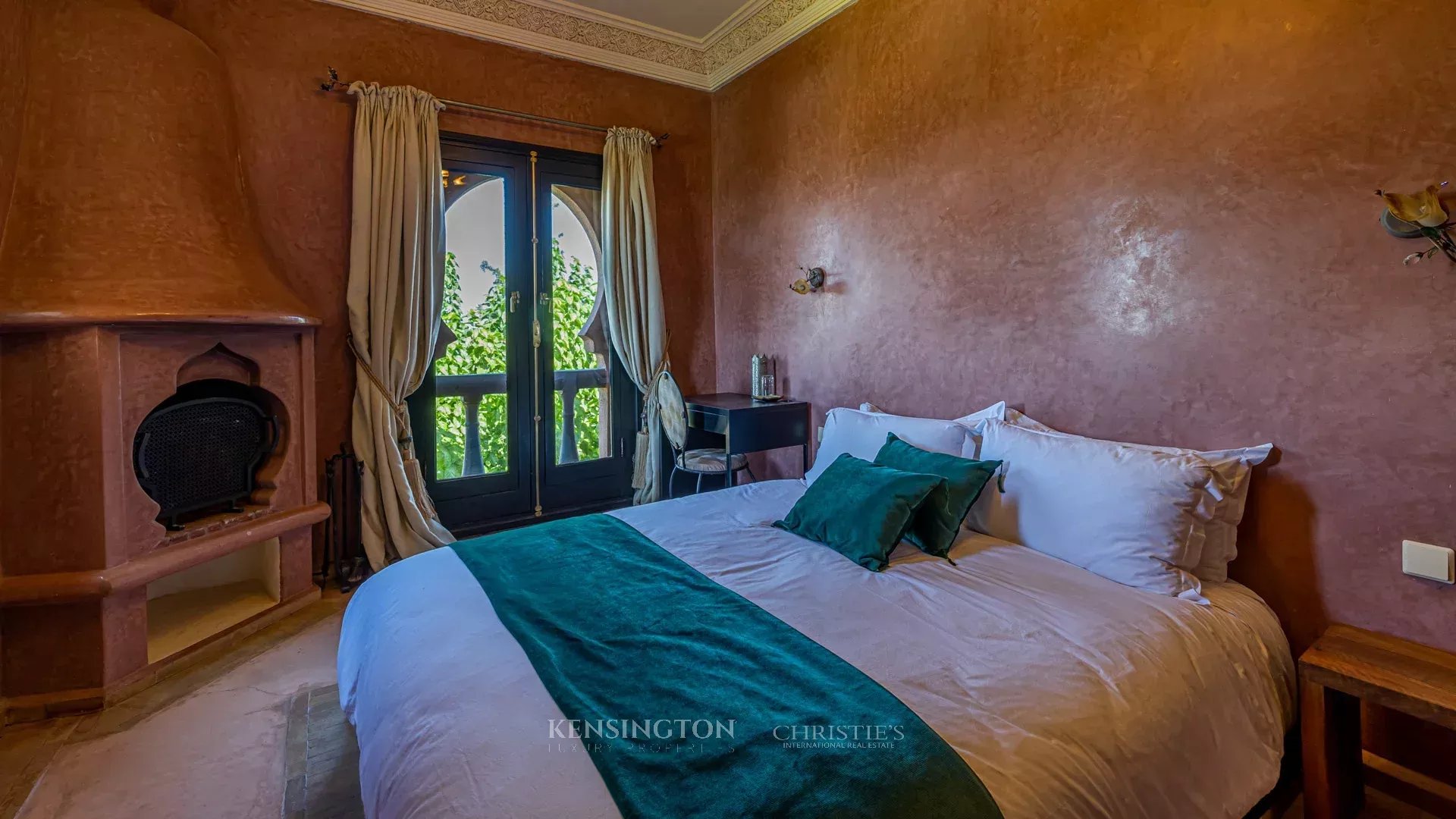 9 Bedroom Villa/Townhouse's Image 85