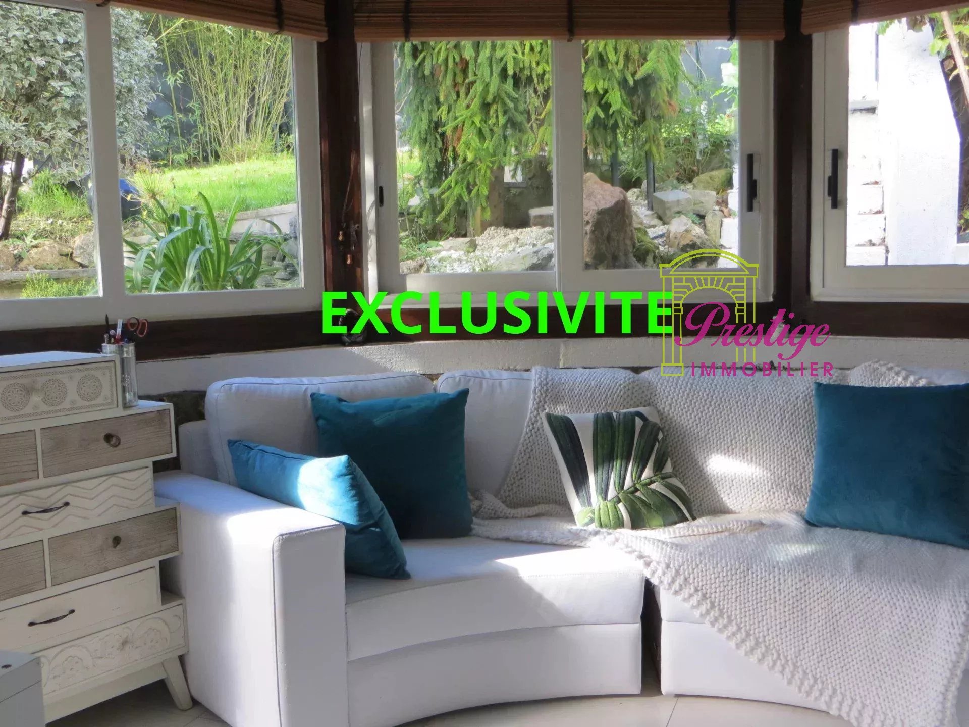 Agence immobilière de 