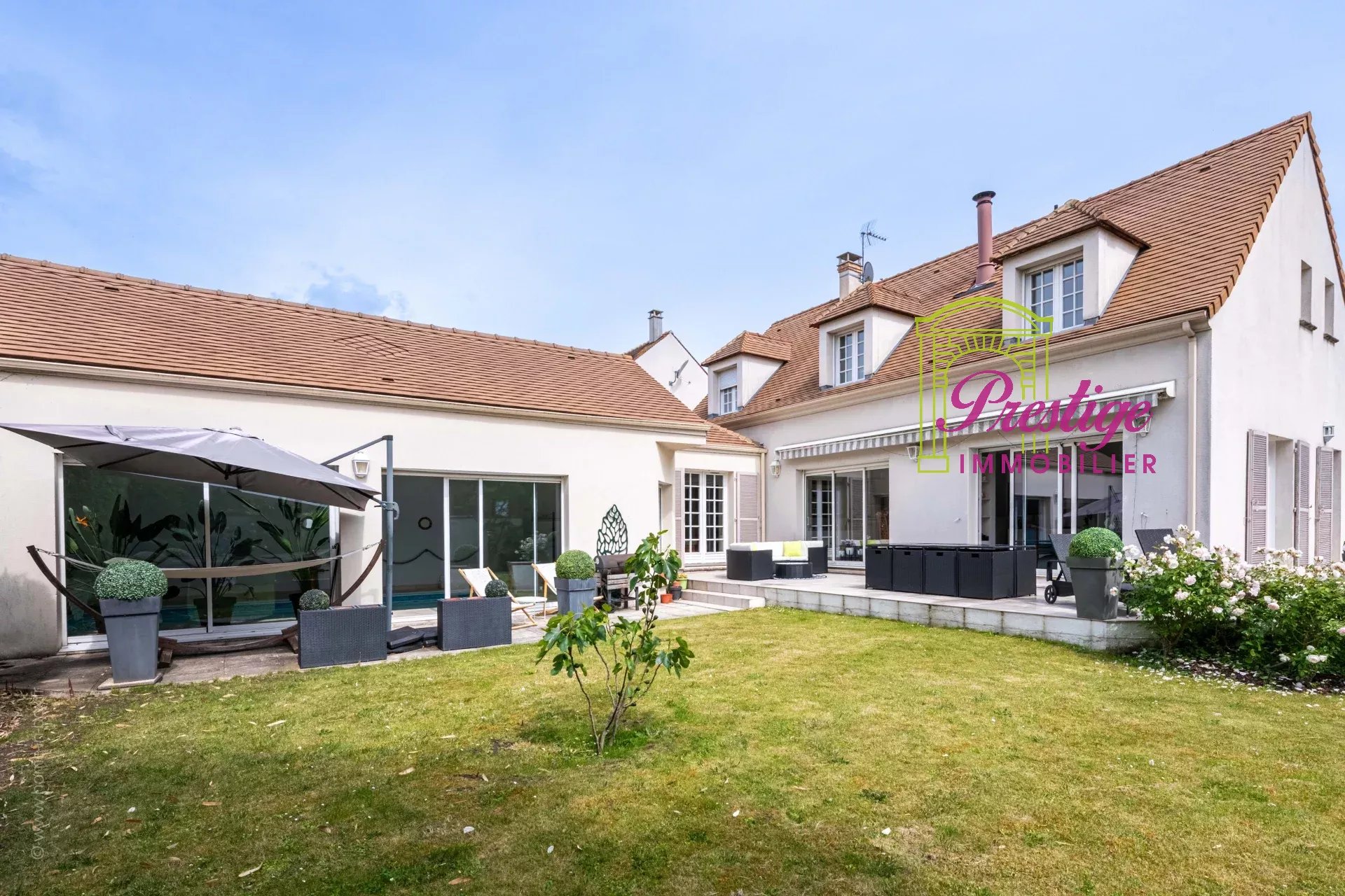 Agence immobilière de 