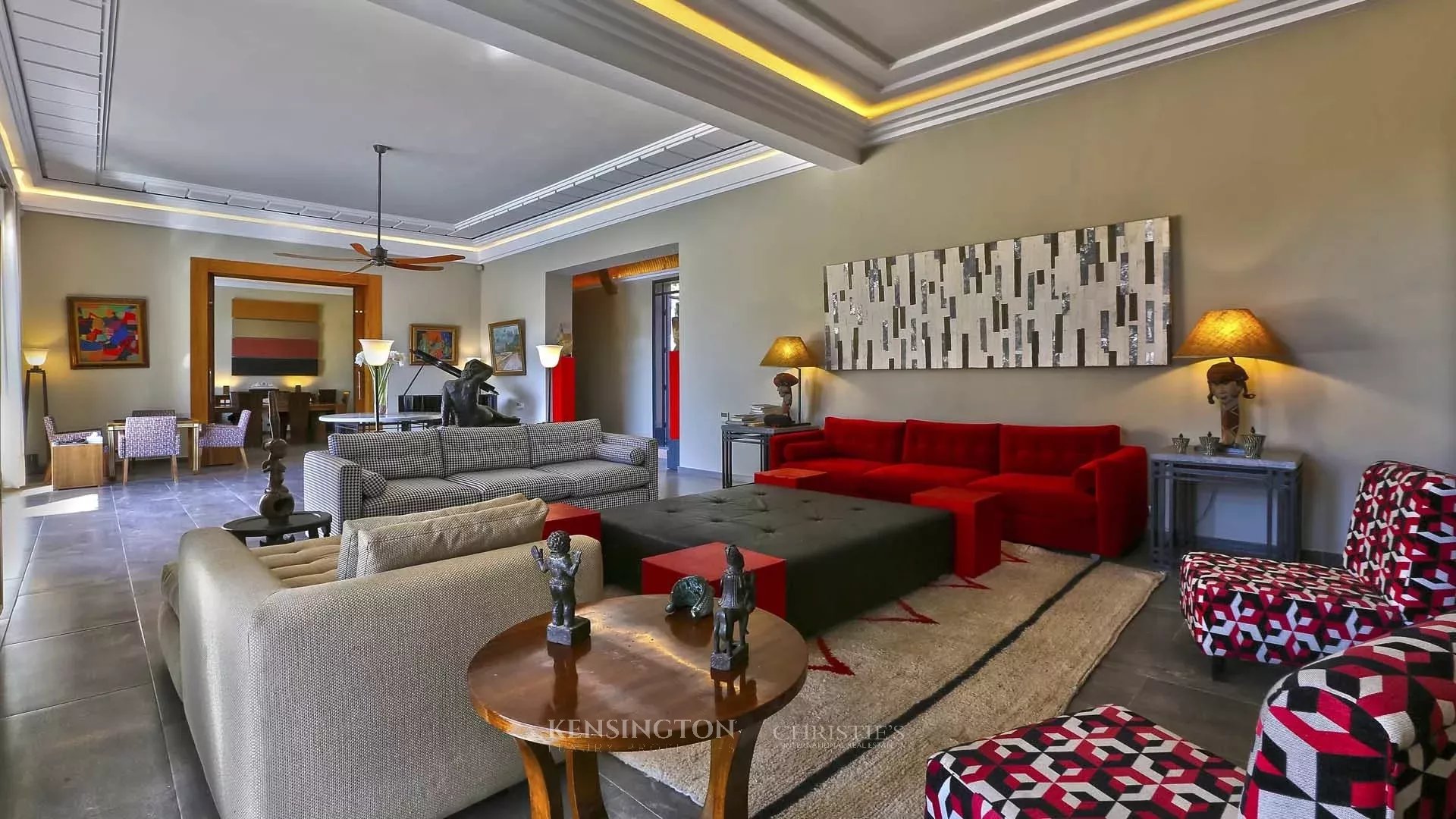 8 Bedroom Villa/Townhouse's Image 12