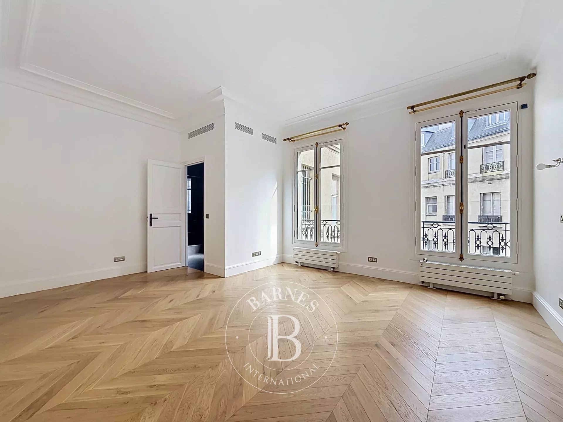 Paris  - Apartment 4 Bedrooms - picture 11