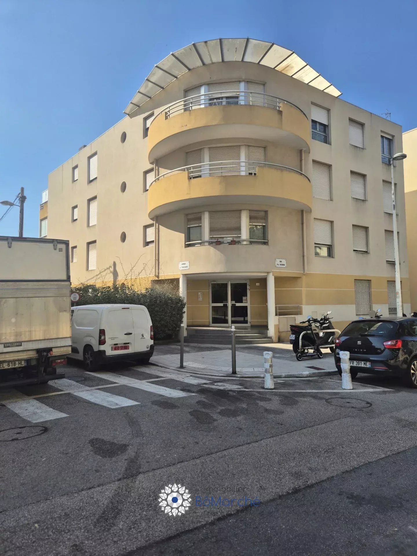 Agence immobilière de 