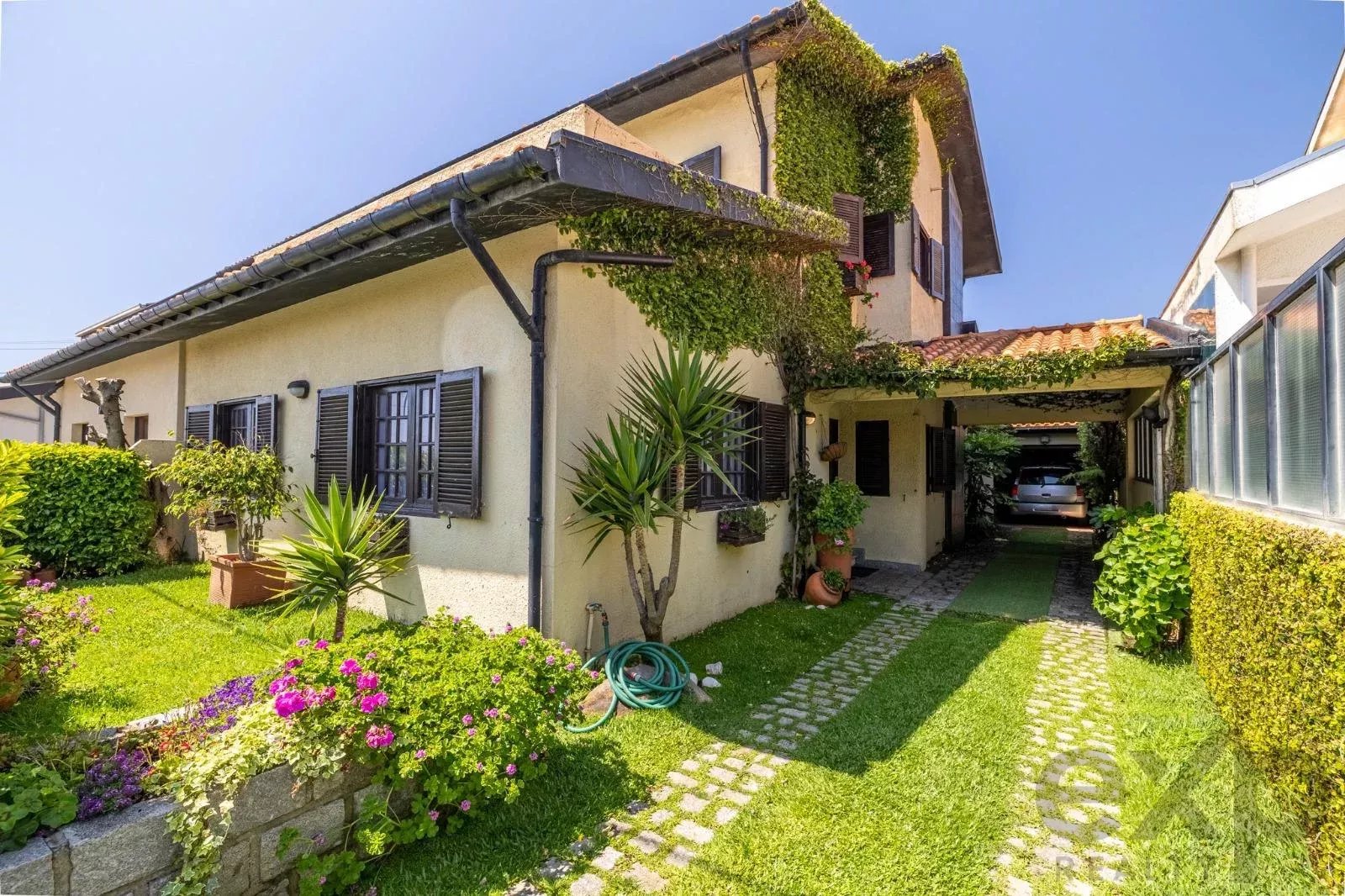 Villa in Lavra with sea view!