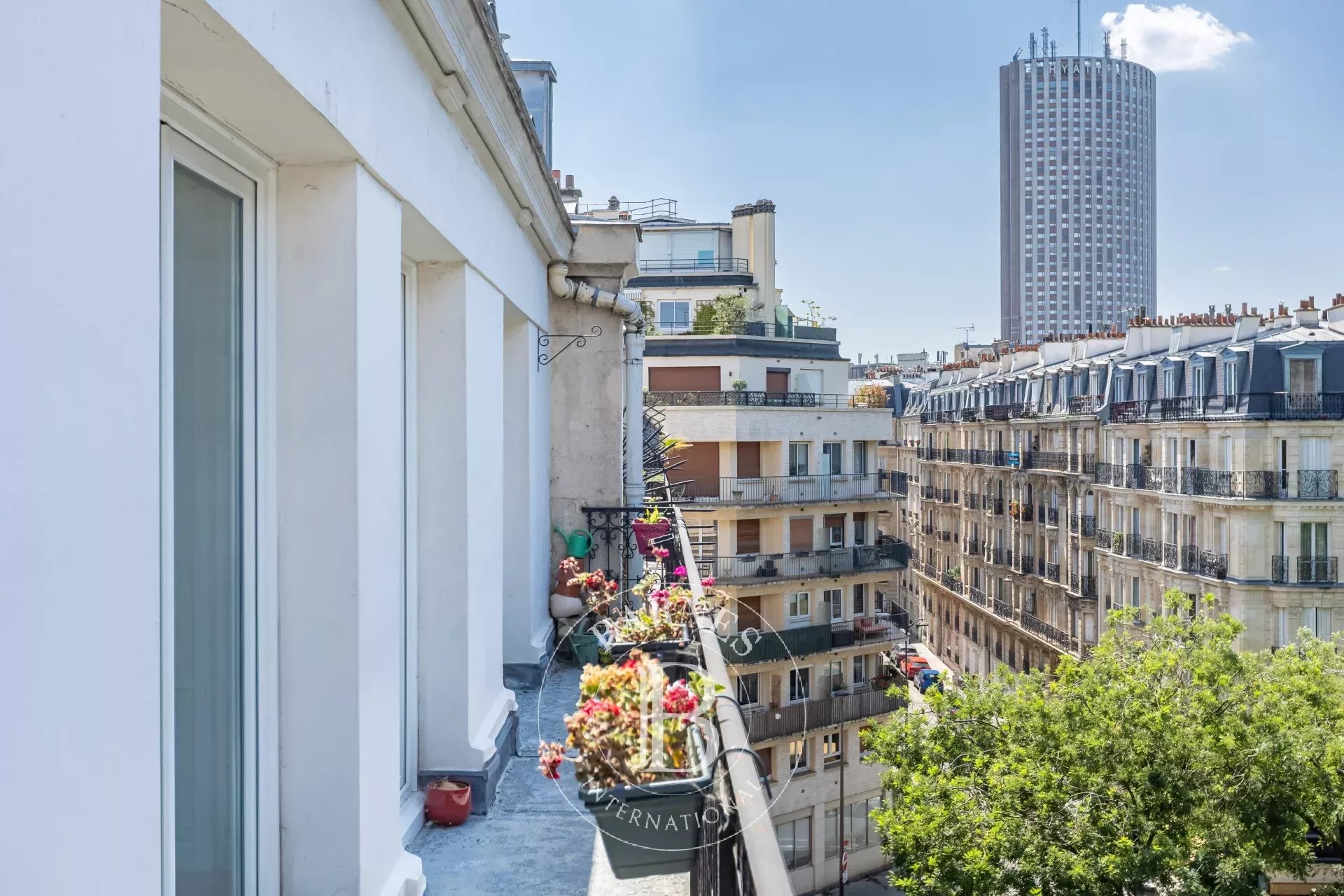 Apartment Paris 75017  -  ref 87123864 (picture 1)