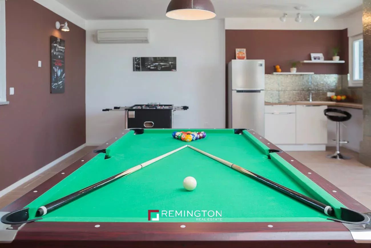 5 Bedroom Villa/Townhouse's Image 32