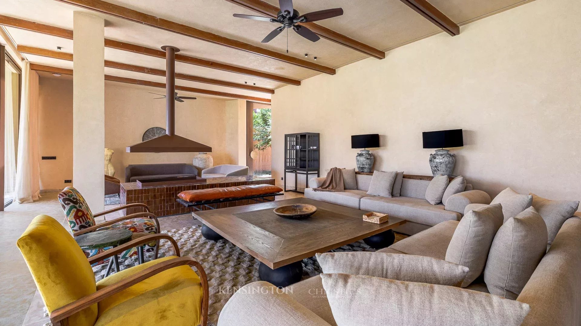 5 Bedroom Villa/Townhouse's Image 6