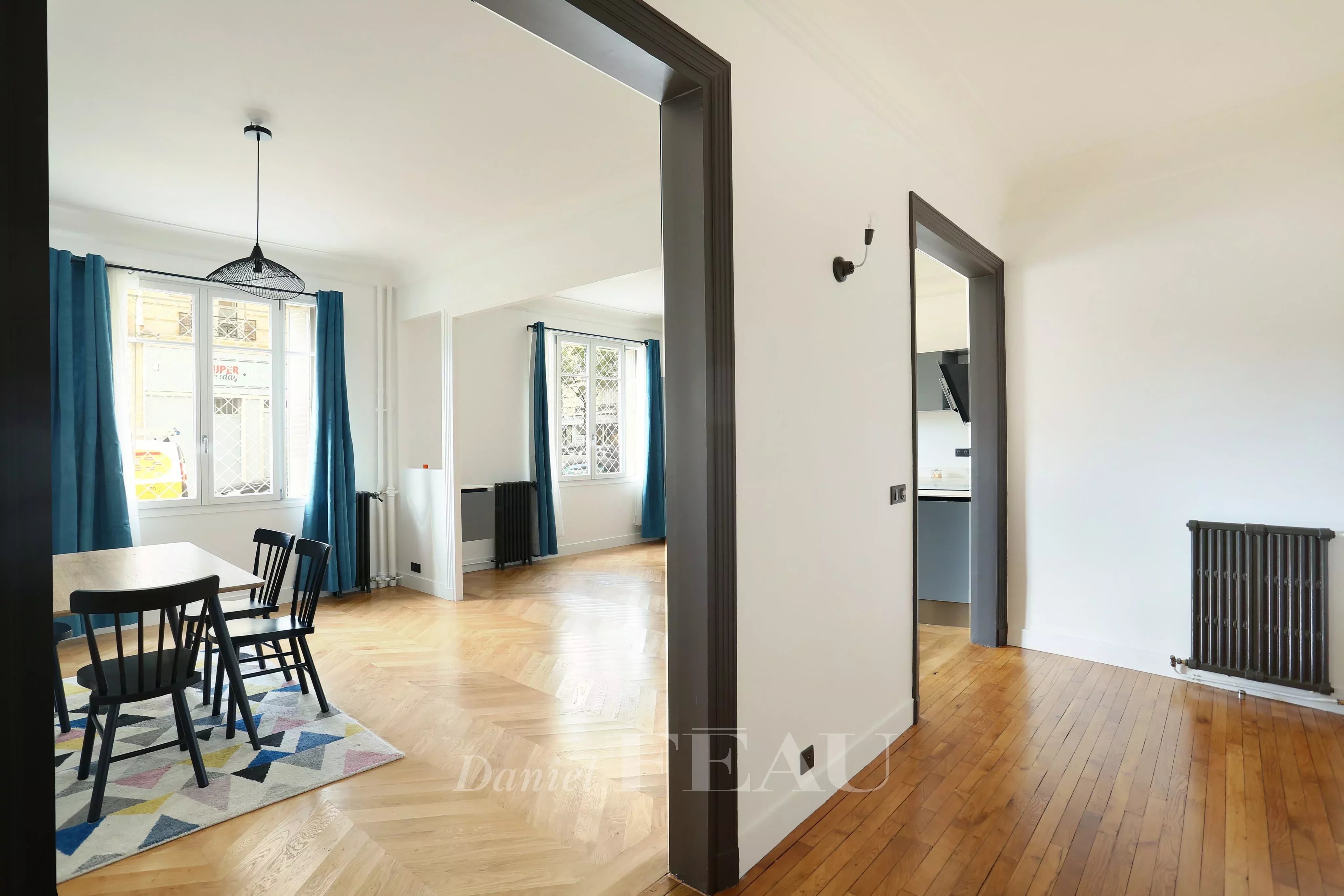 Paris 16th District – A near 100 sqm three-bed apartment