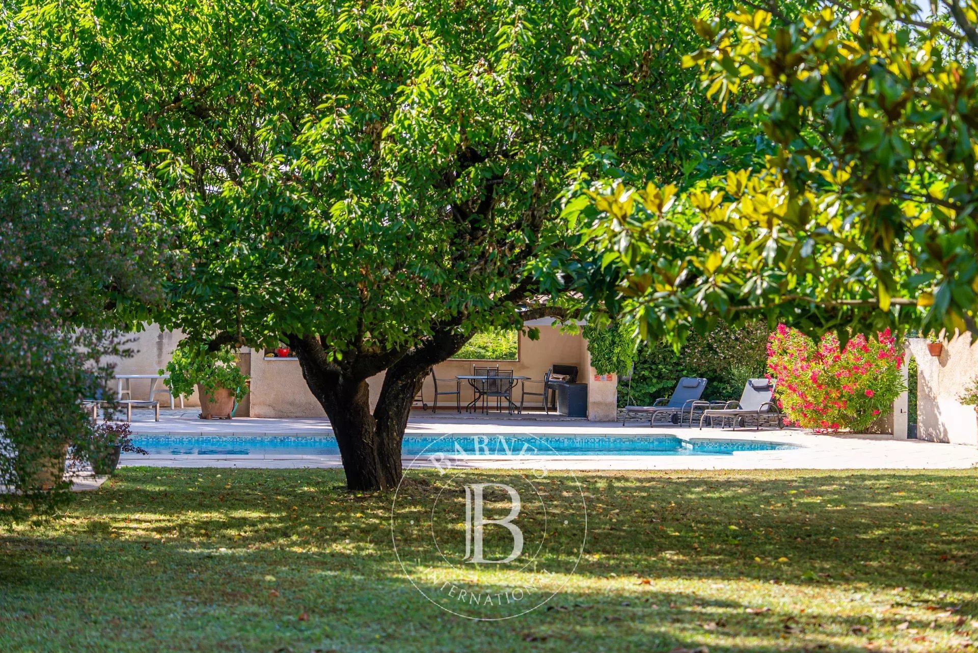 Ev Venelles - picture 7