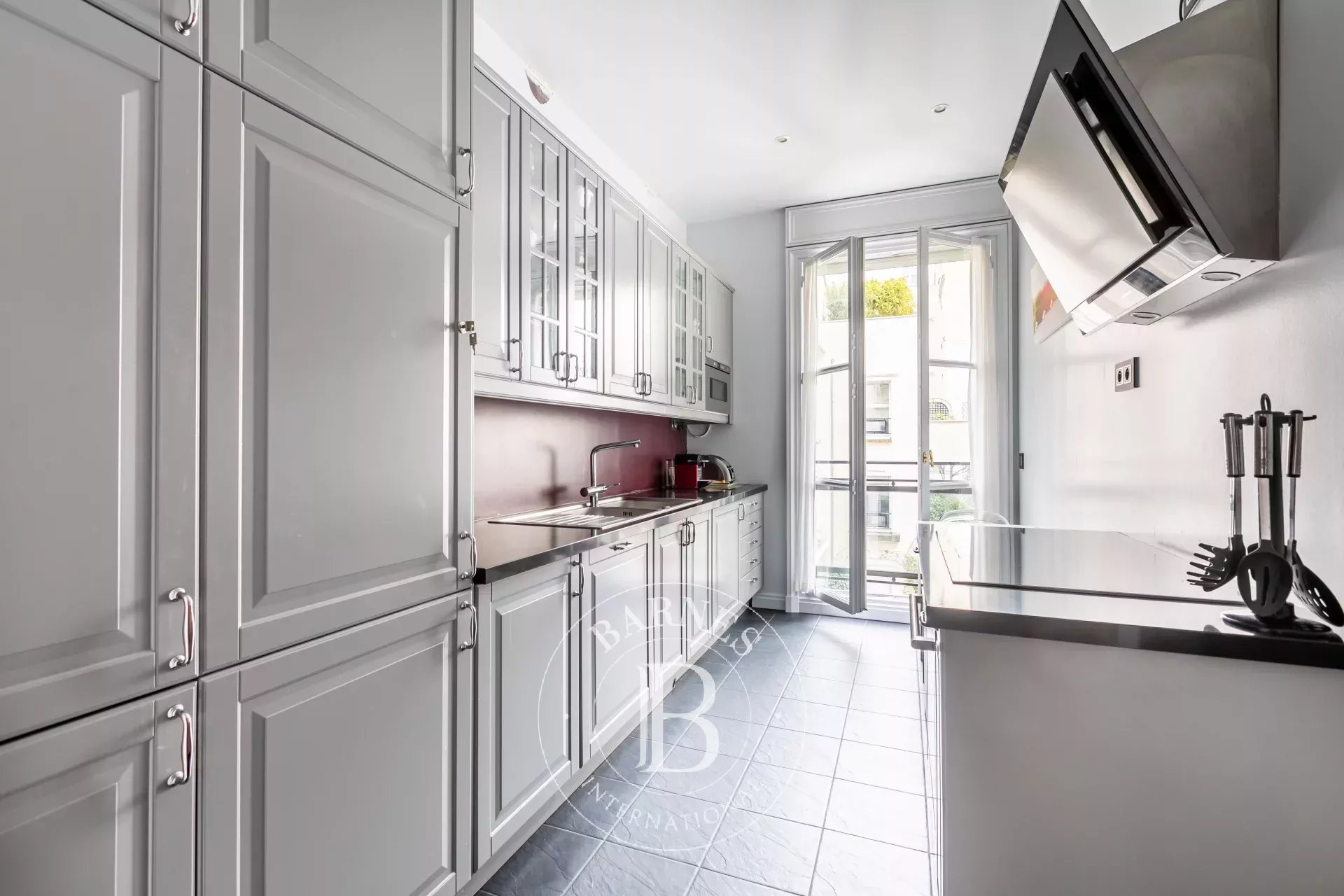 Daire Paris 1er - picture 10