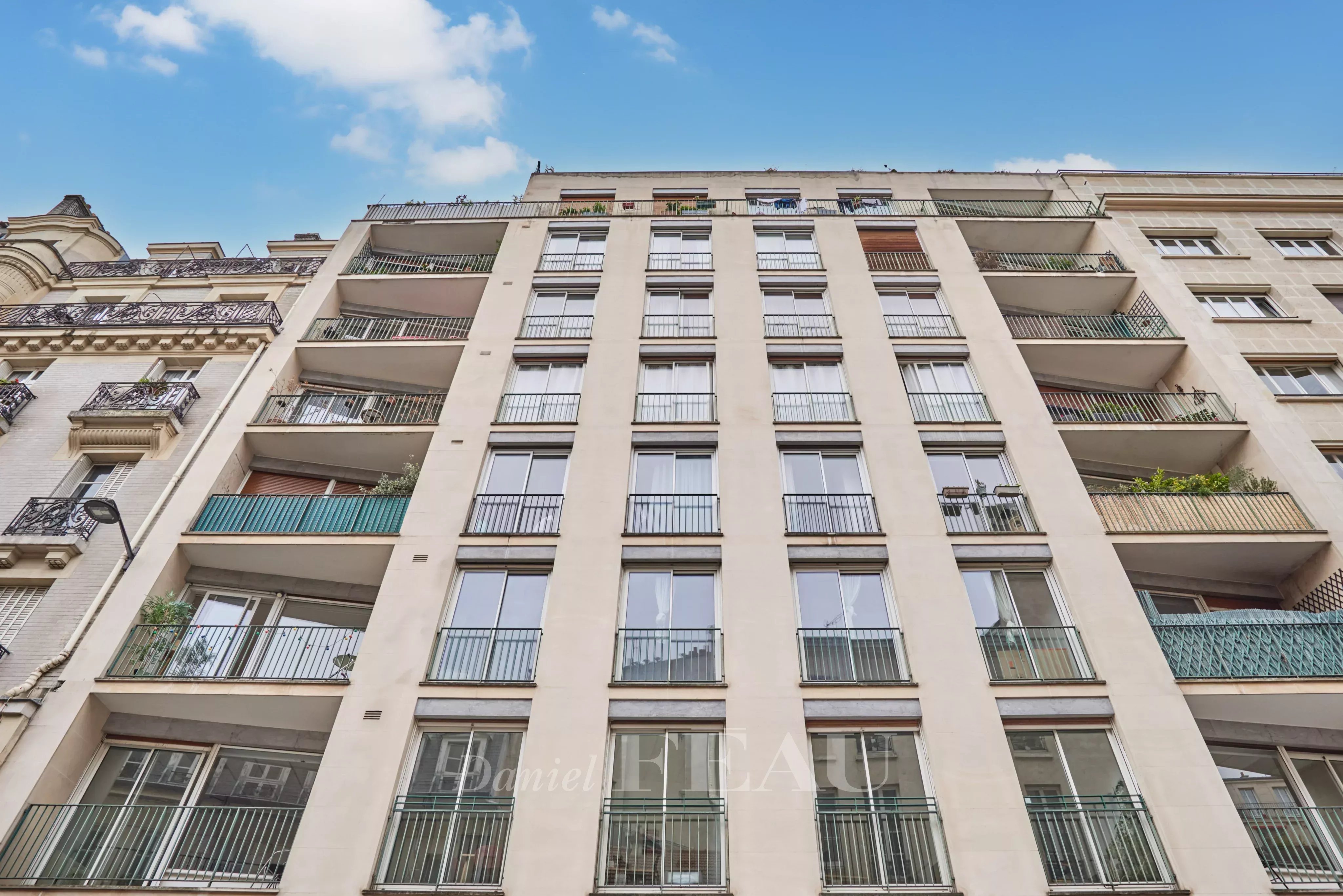 Sale Apartment Paris 5th