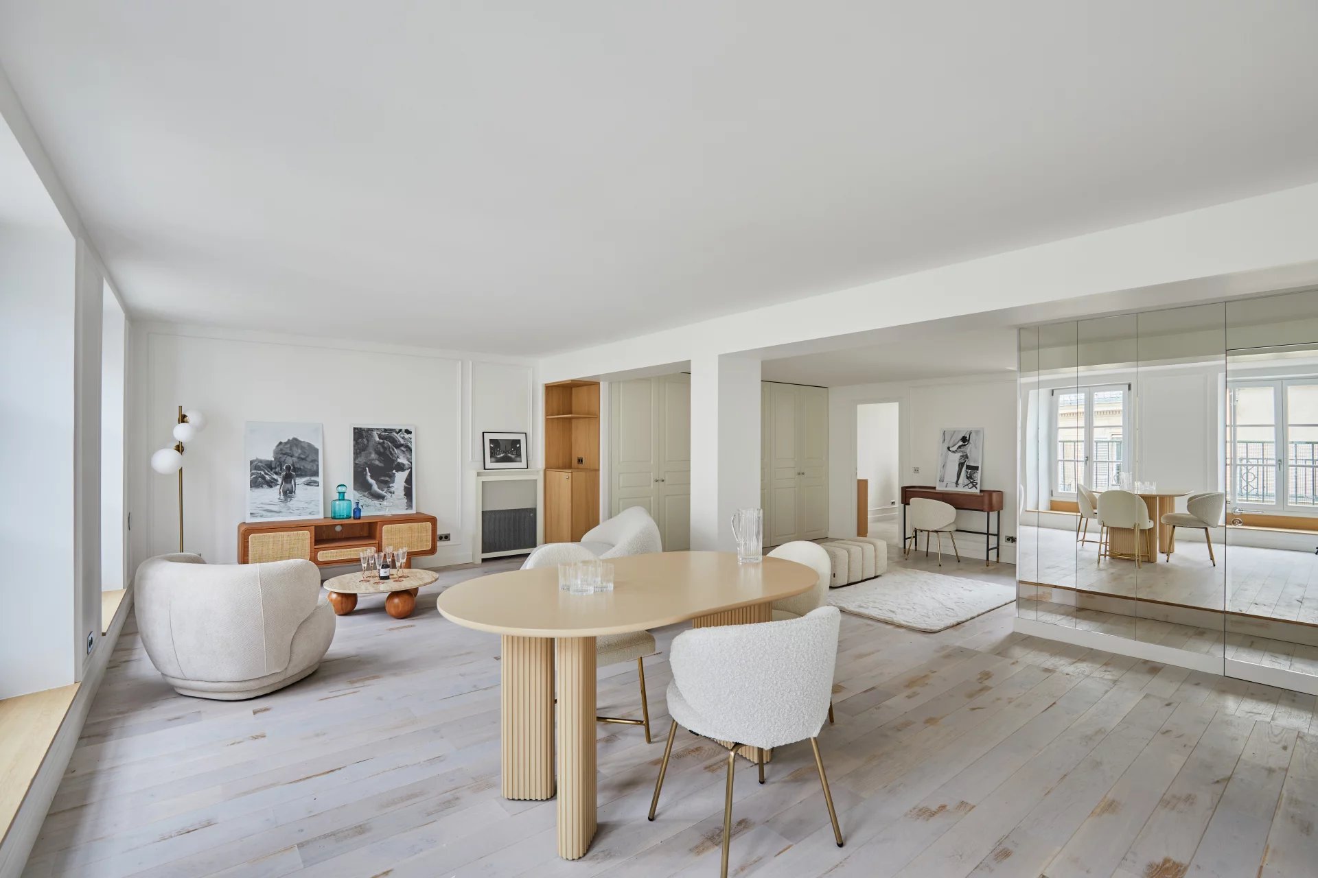 Sale Apartment Paris 1st