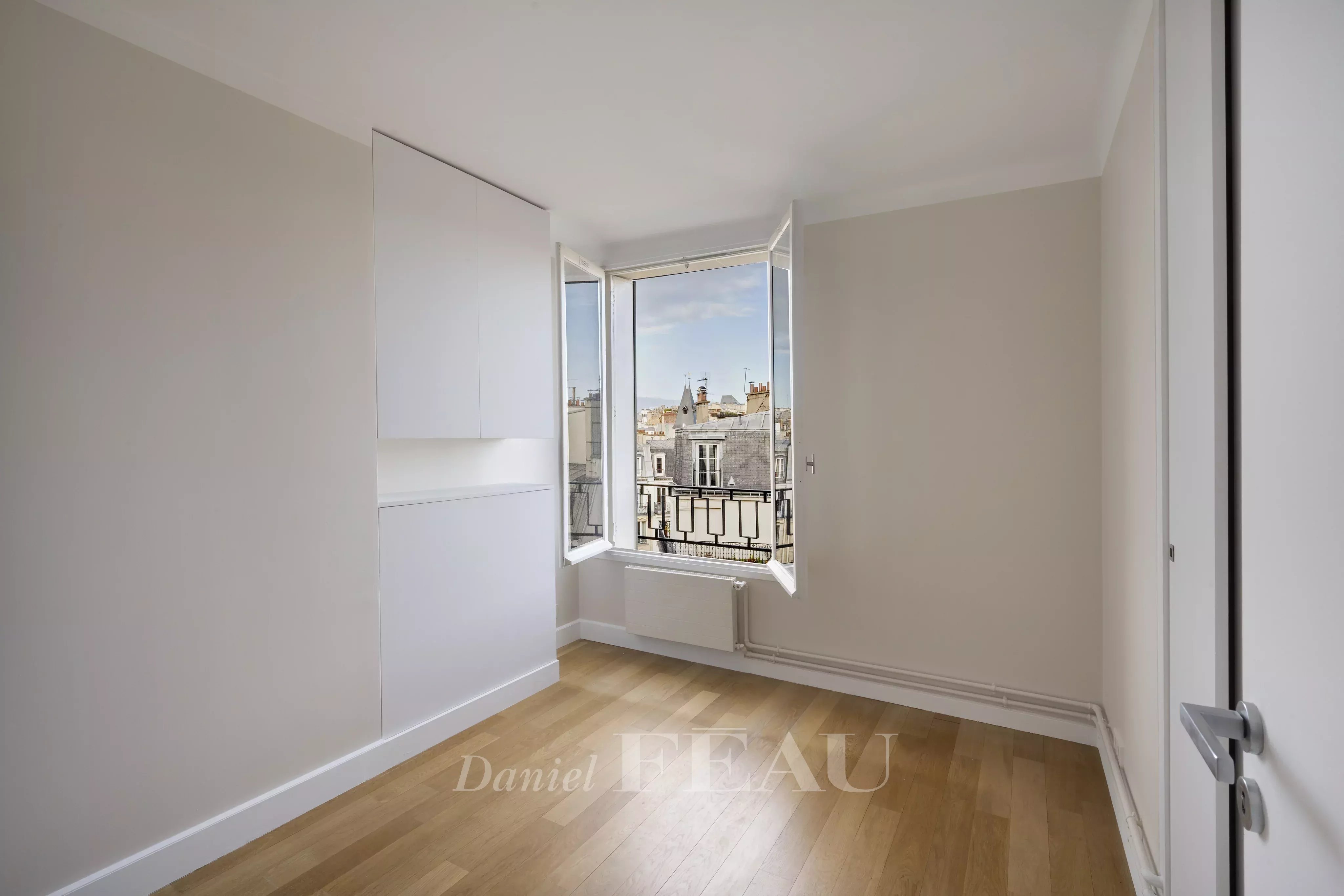 Sale Apartment Paris 5th