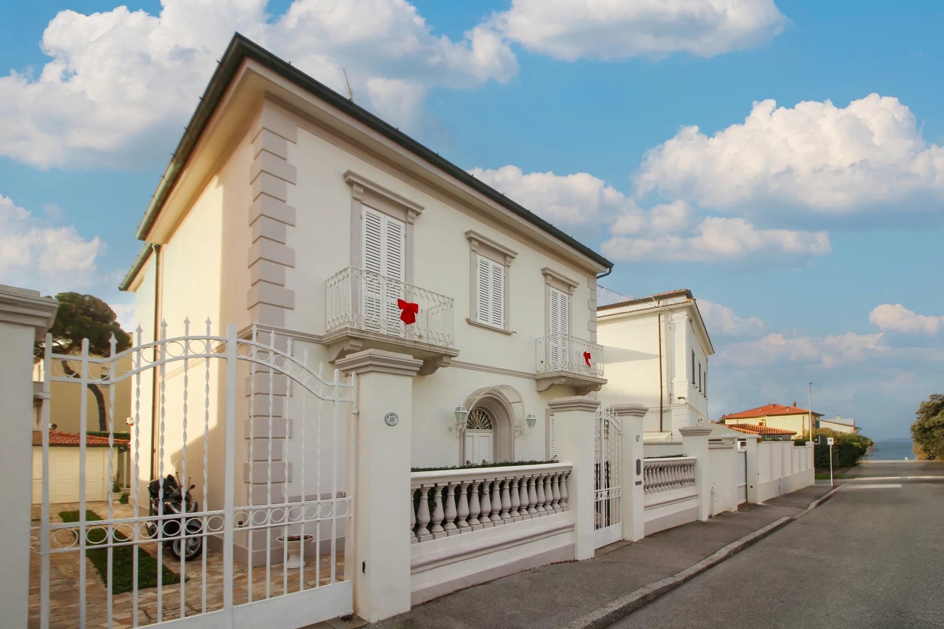 Vendita Villa Livorno Antignano - Banditella